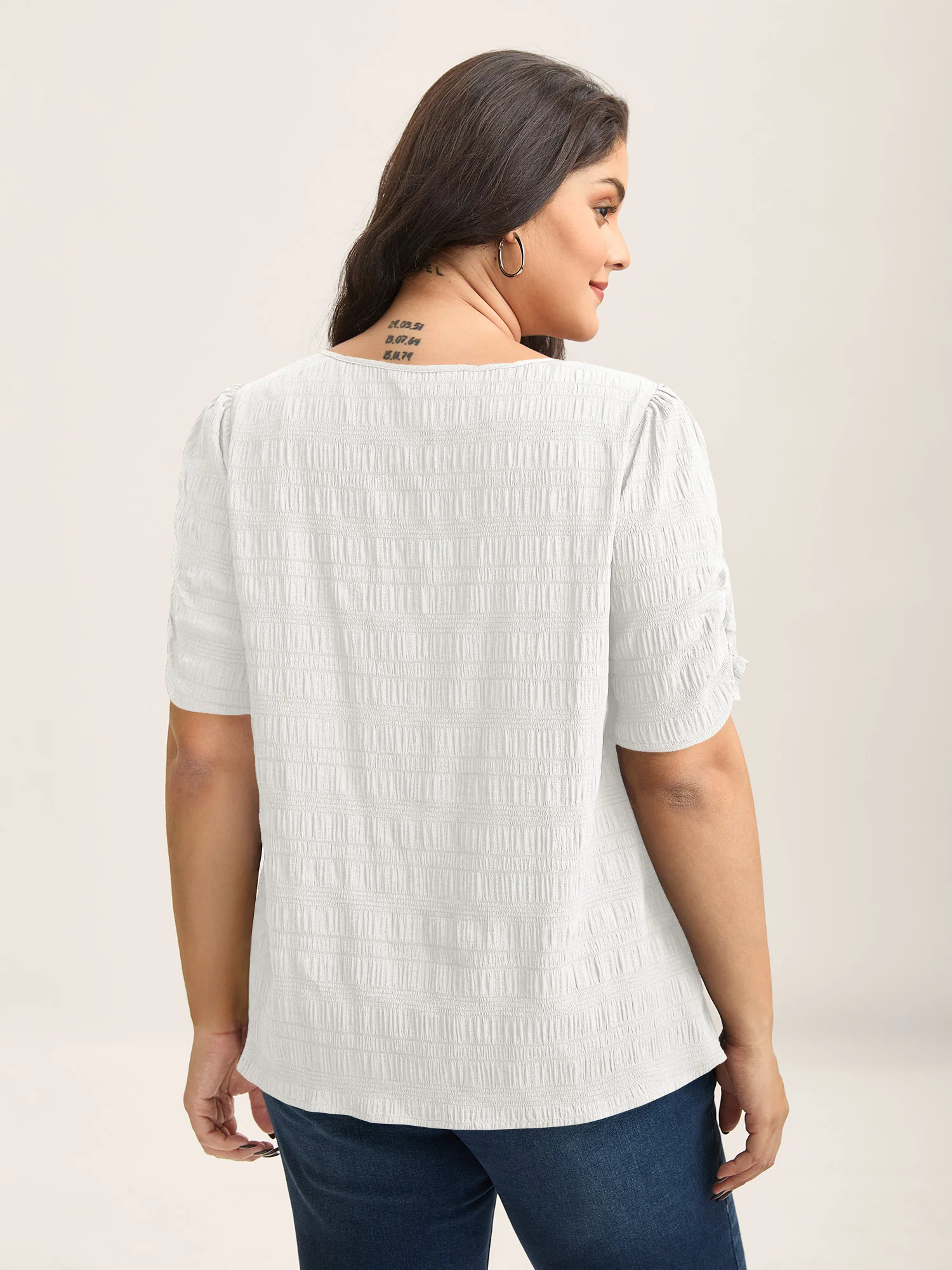 Textured Gathered Sleeve Split Neck Blouse - Image 27