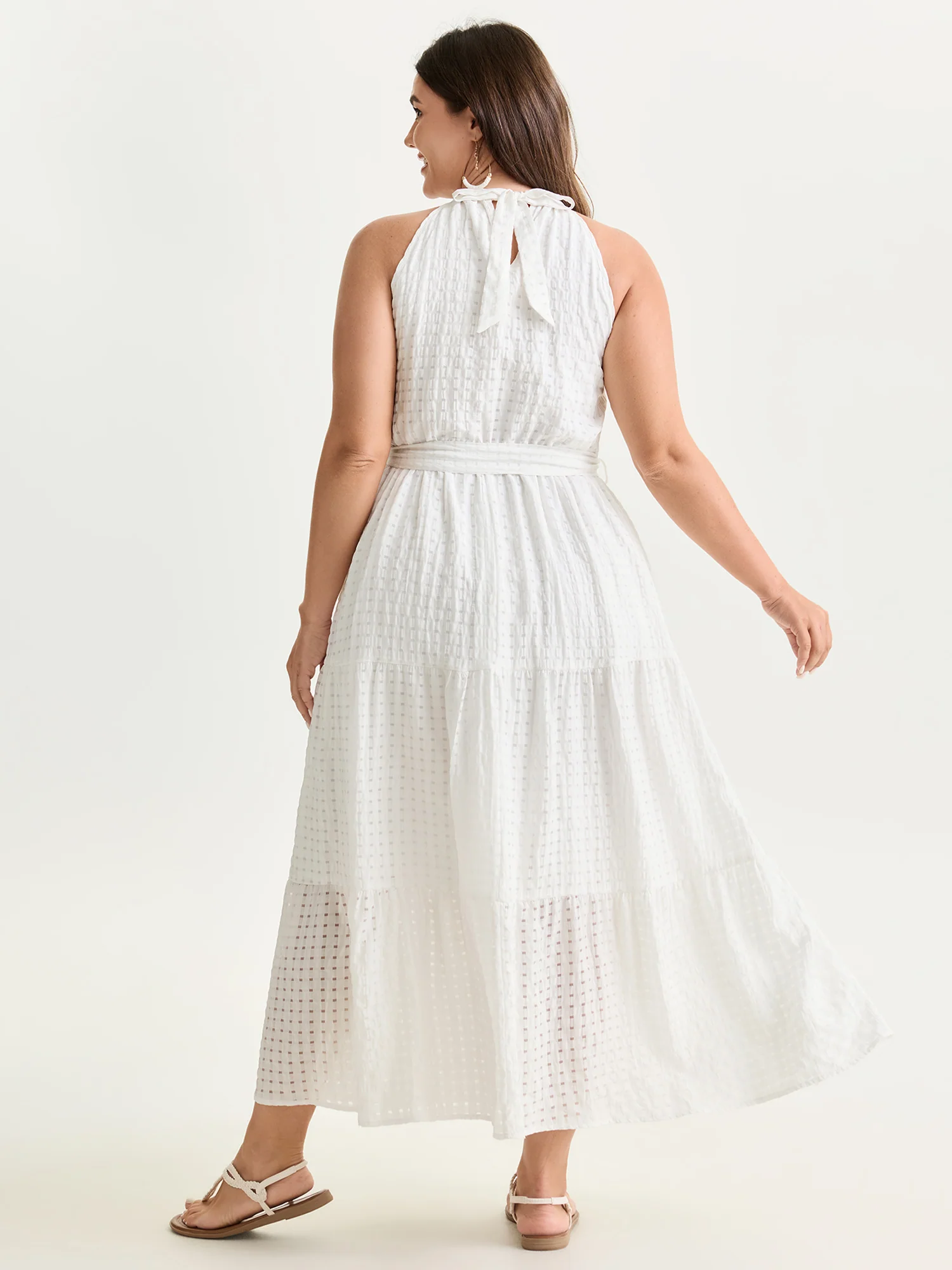 Textured Halter Neckline Tiered Midi Dress - Image 5