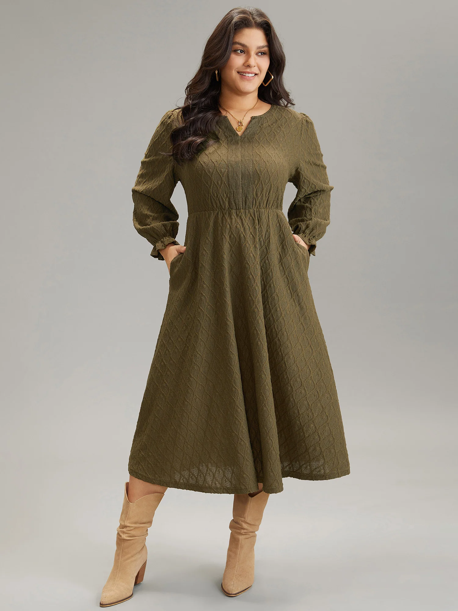 Textured Jacquard Notched Ruffle Sleeve Dress - Image 7