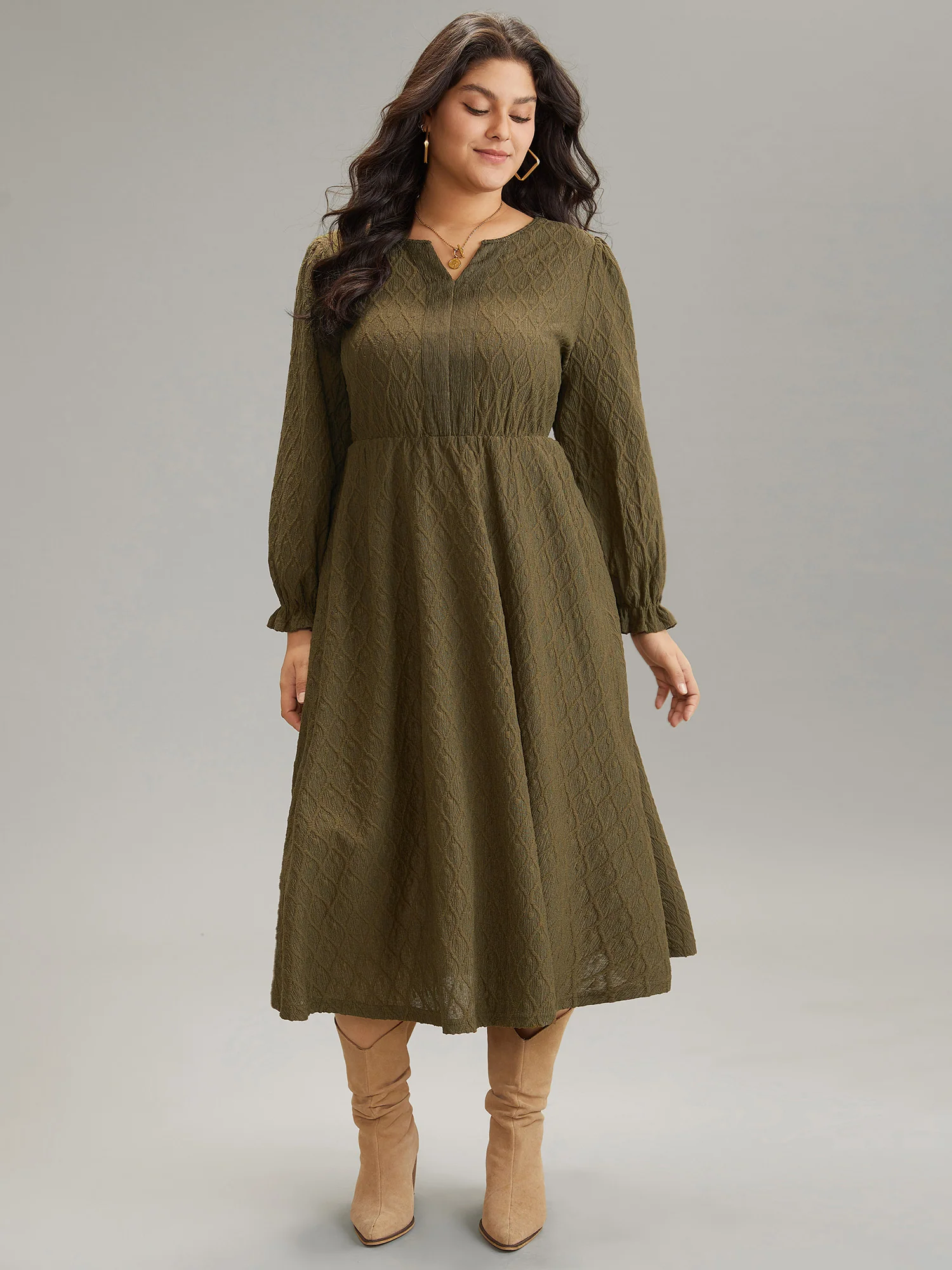 Textured Jacquard Notched Ruffle Sleeve Dress - Image 8