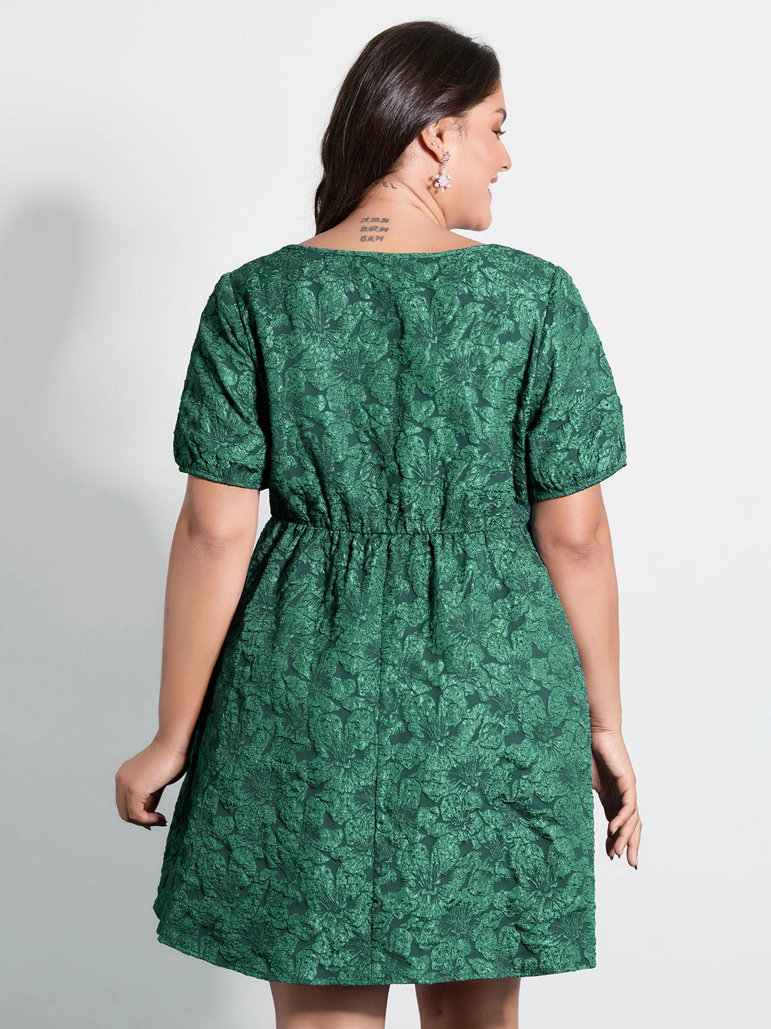 Textured Jacquard Puffy Sleeve Knee Dress - Image 4