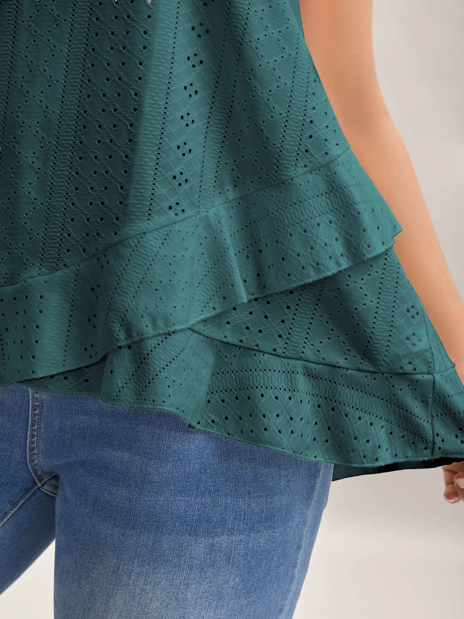 Textured Knit Overlap Hem Tank Top - Image 6