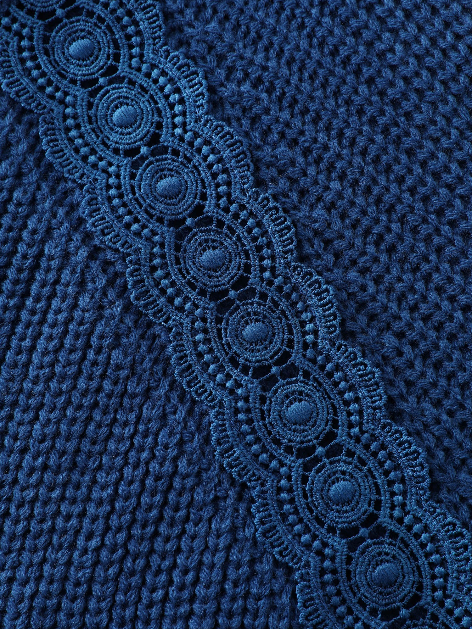 Textured Lace Cut-Out Shoulder Pullover - Image 5