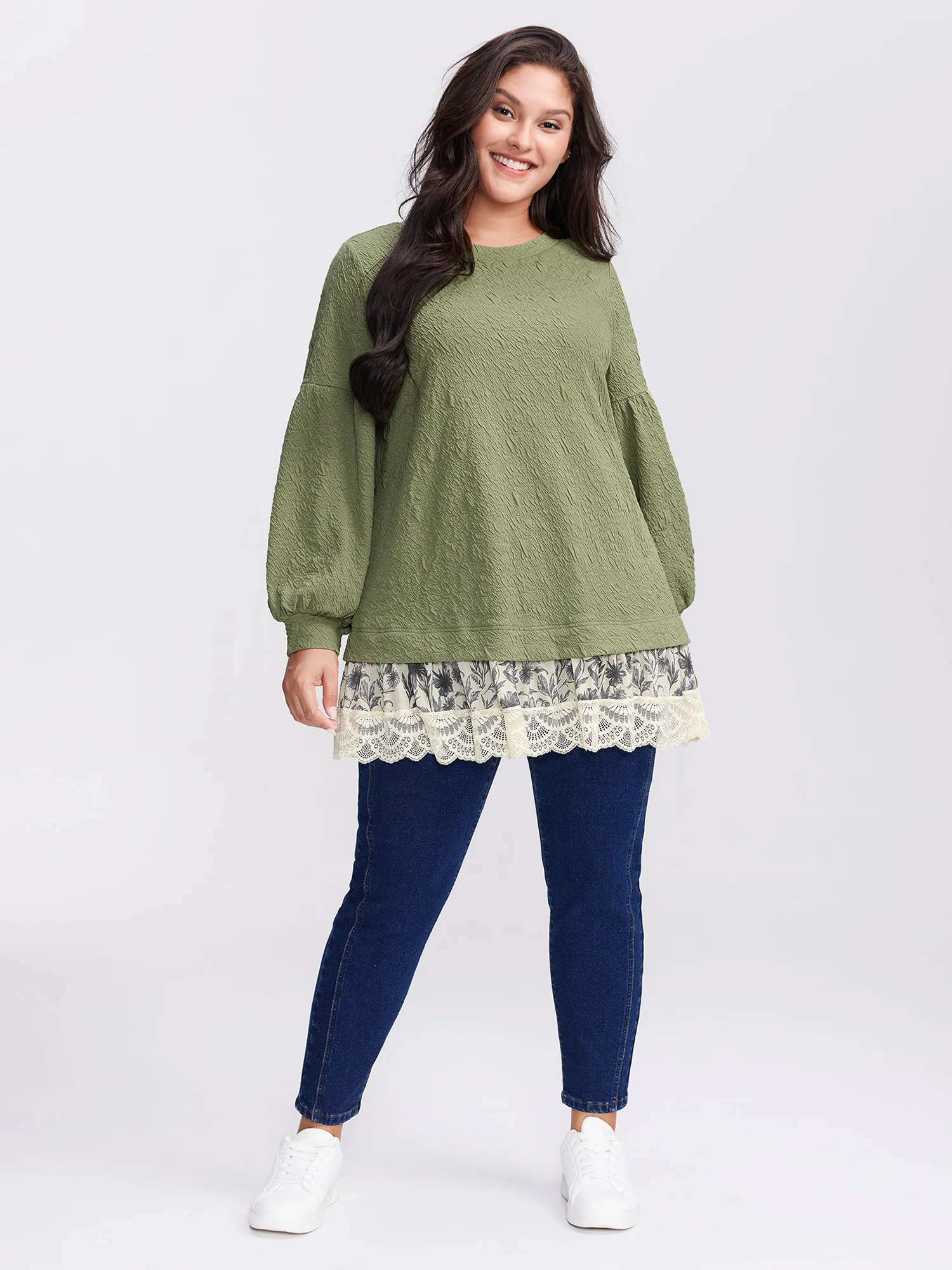 Textured Lace Layered Balloon Sleeve Sweatshirt - Image 3
