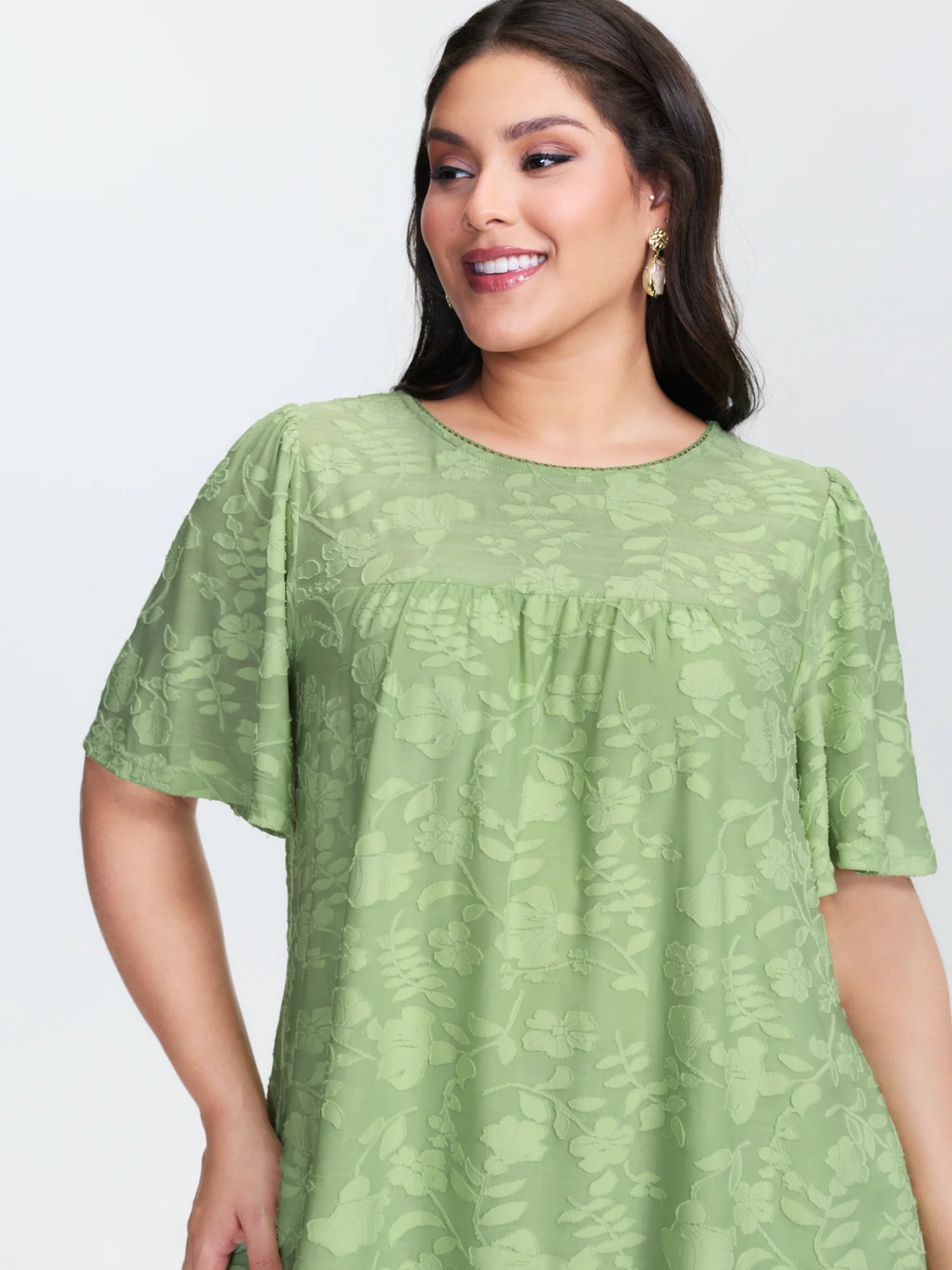 Textured Lace Neckline Flowy Sleeve Blouse - Image 2