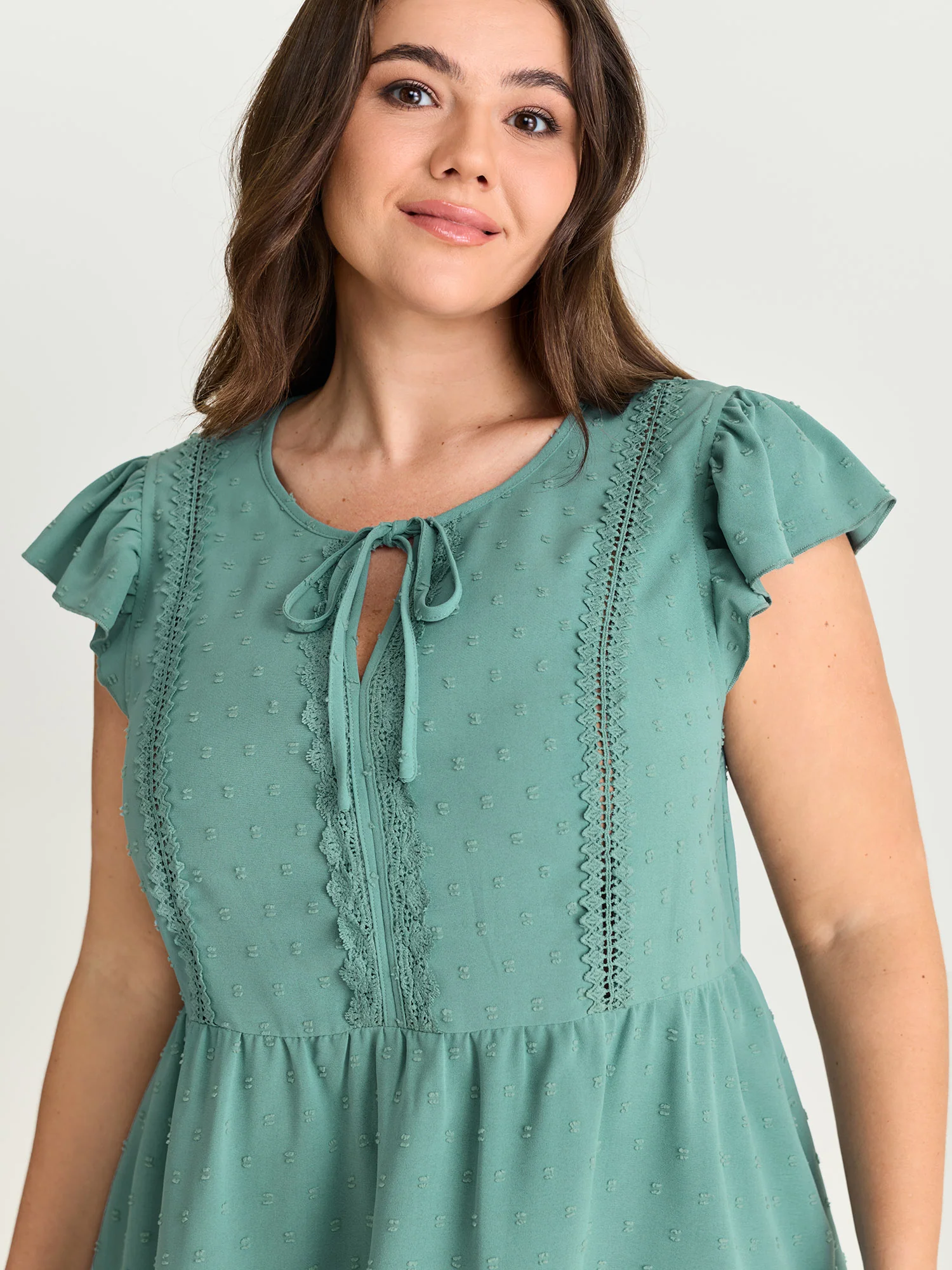 Textured Lace Panels Keyhole Neckline Blouse - Image 2