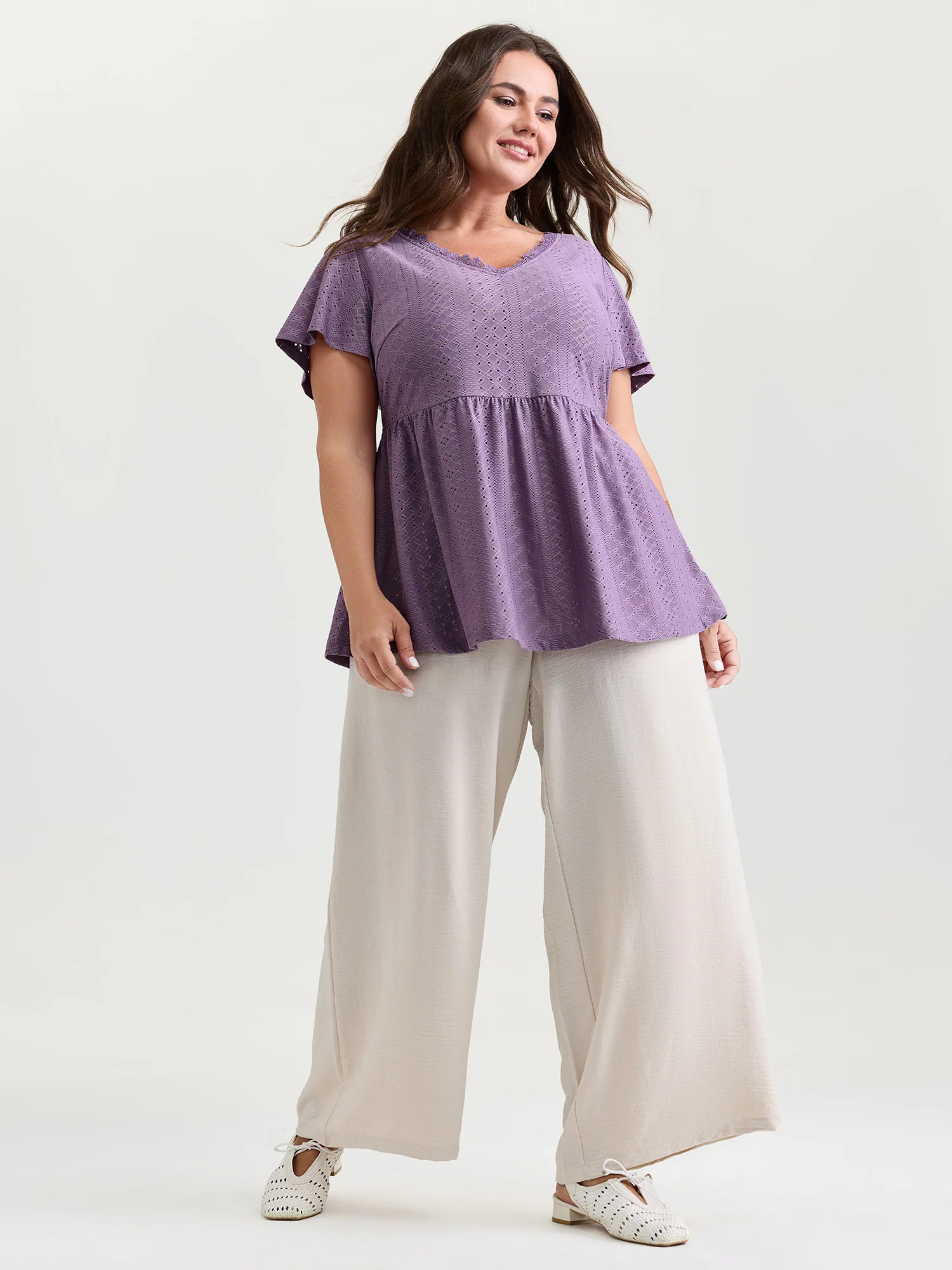 Textured Lace Trim V-Neckline T-Shirt - Image 2