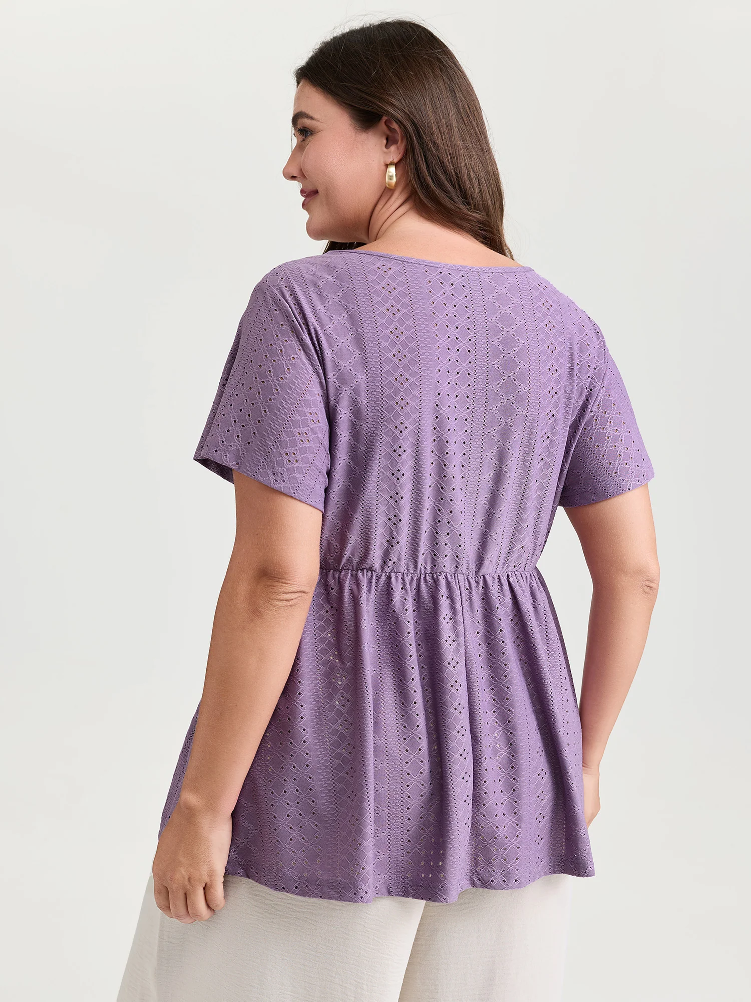 Textured Lace Trim V-Neckline T-Shirt - Image 4