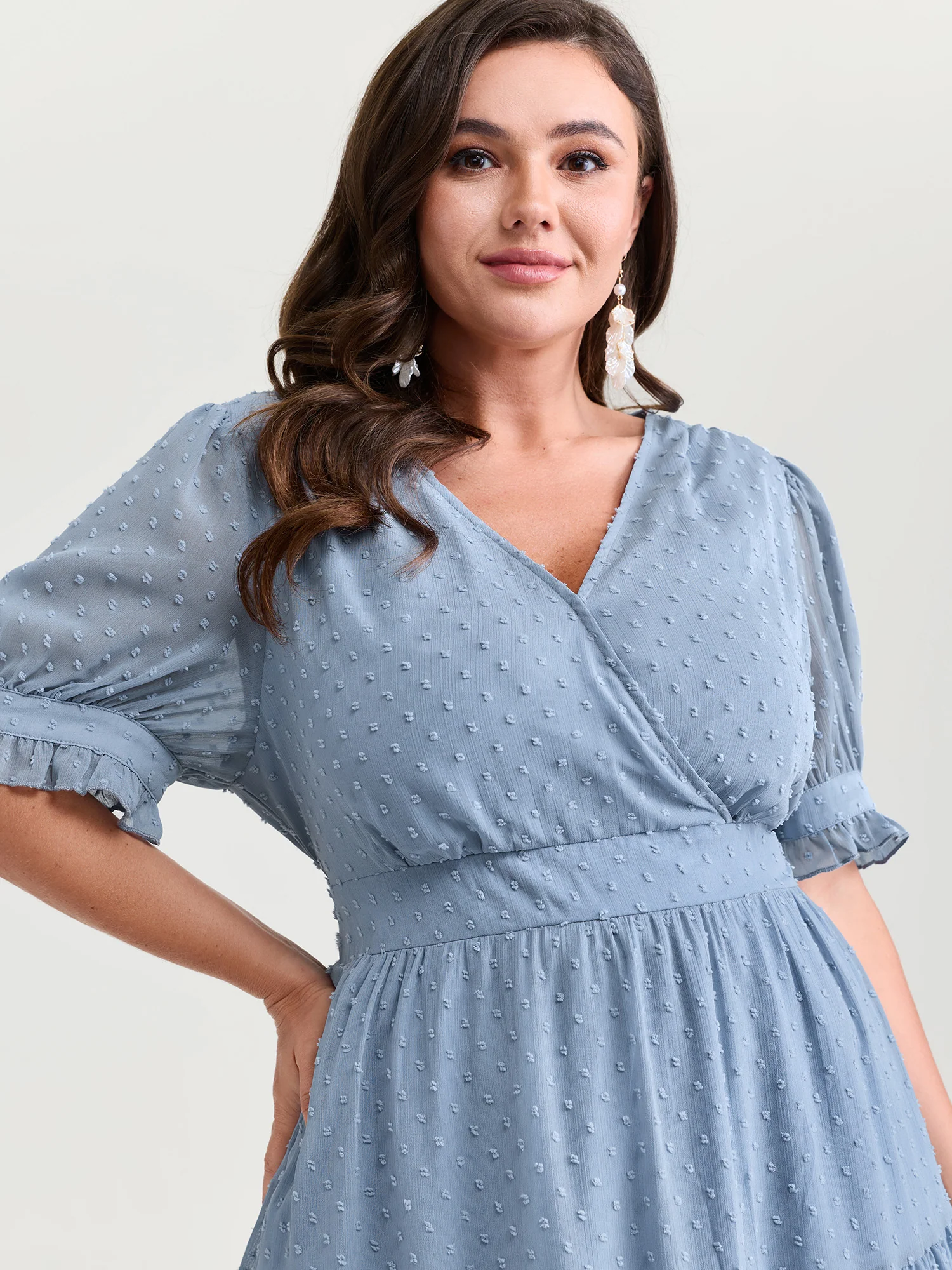 Textured Lace Trim Wrap Neckline Tiered Midi Dress - Image 3