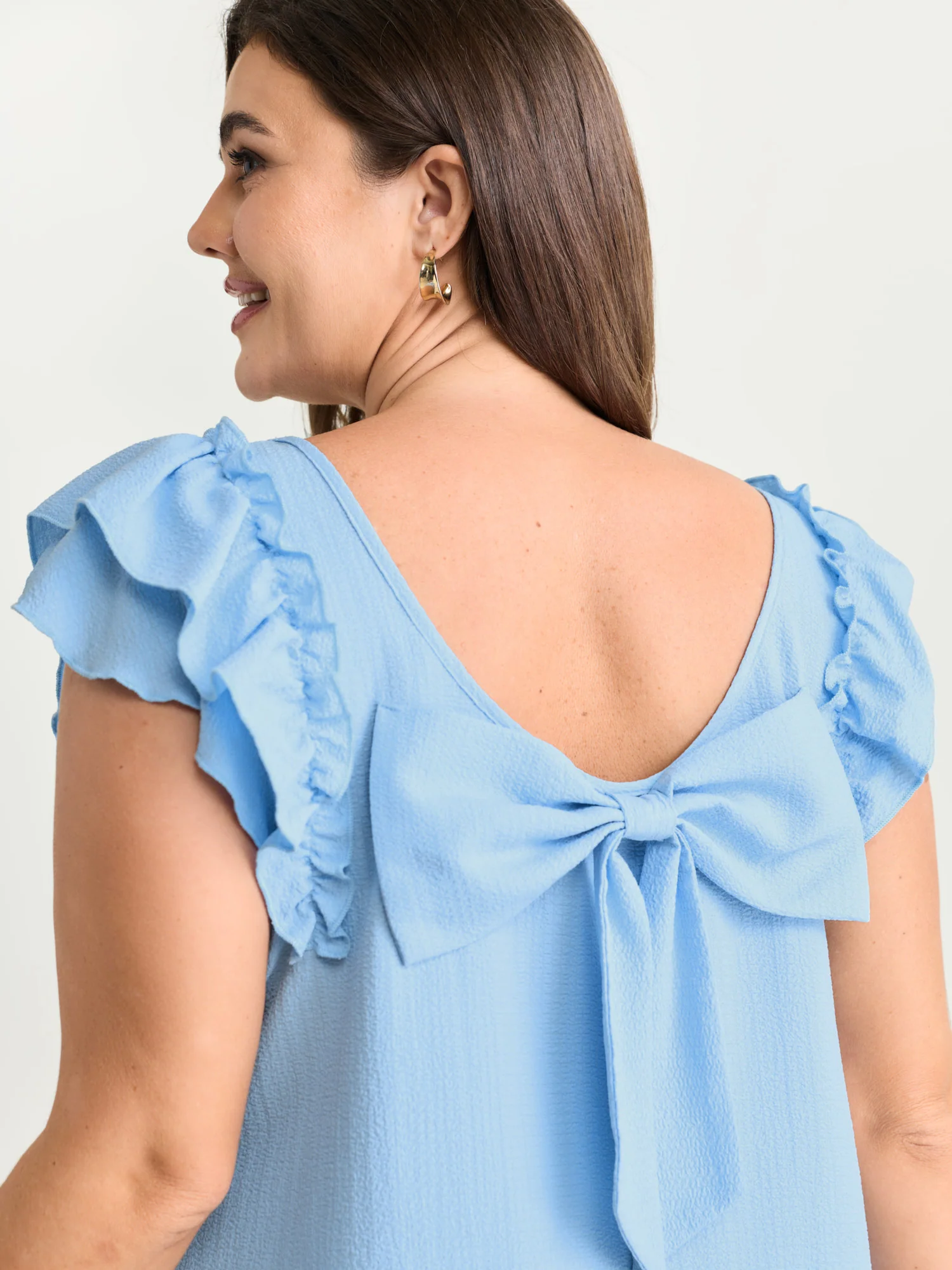 Textured Layered Flutter Sleeve Bowknot Blouse