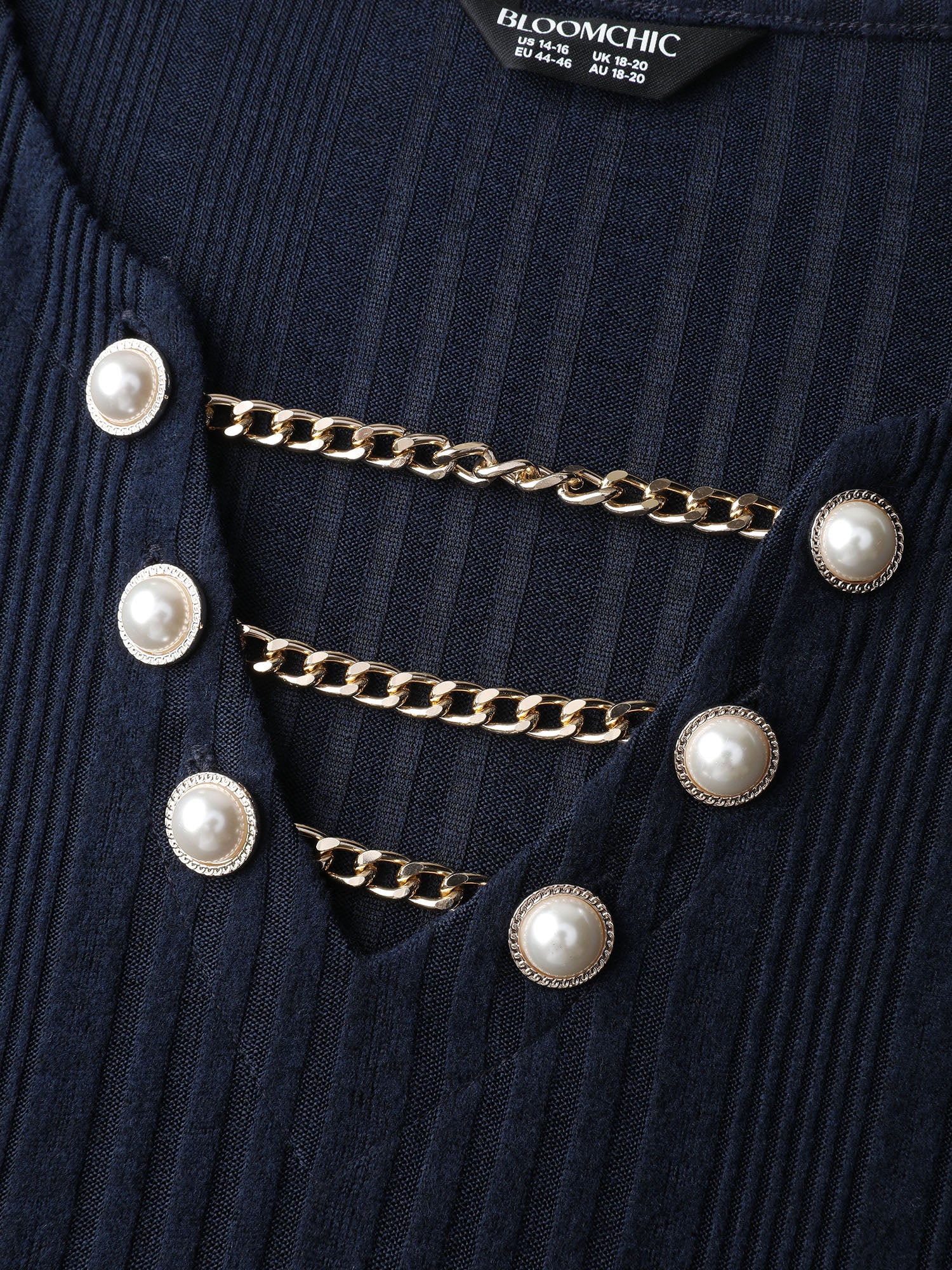 Textured Metallic Neckline Detail Stretchy Top - Image 7