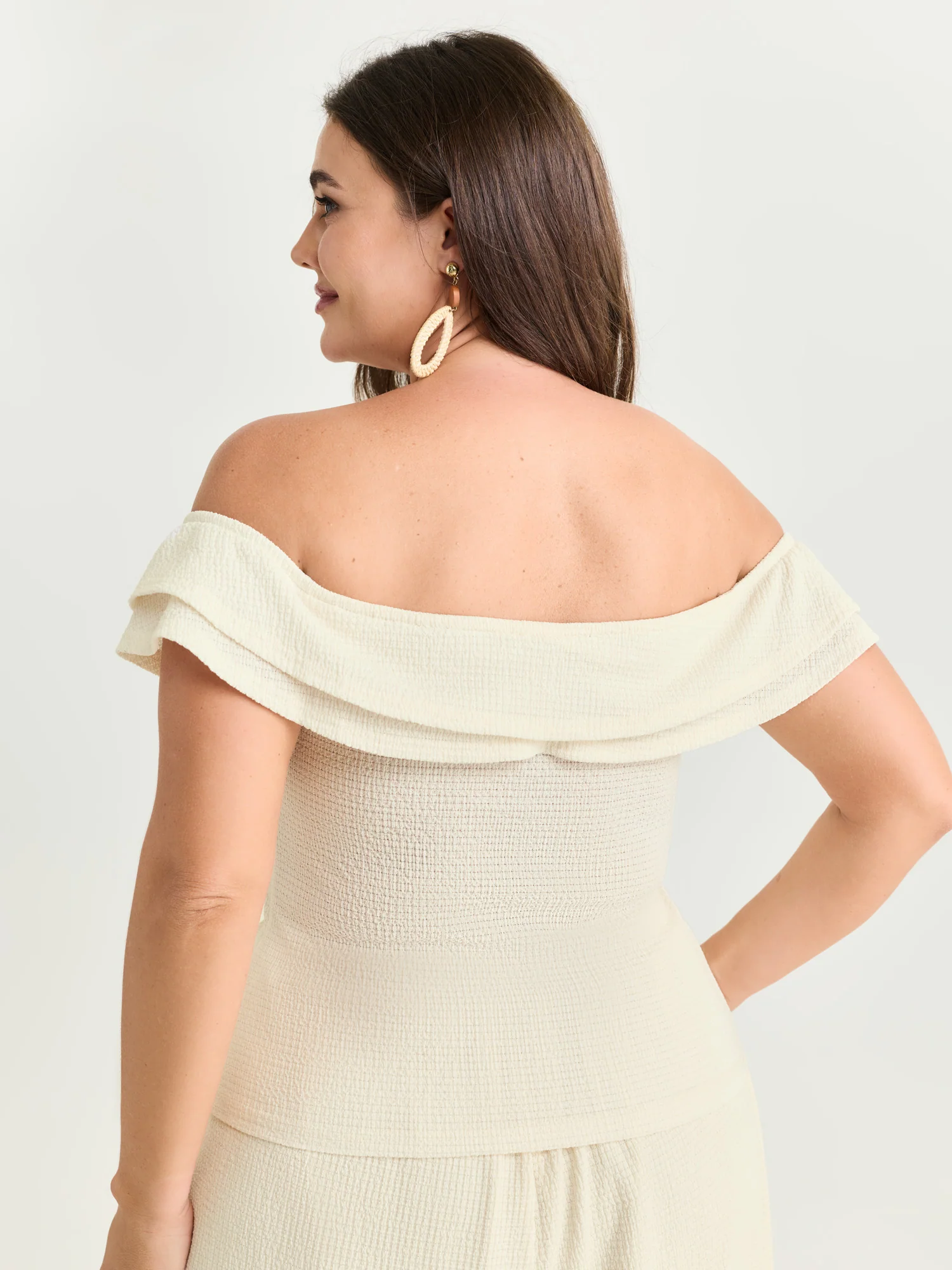 Textured Off-Shoulder Cinched-Waist Knit Top - Image 4