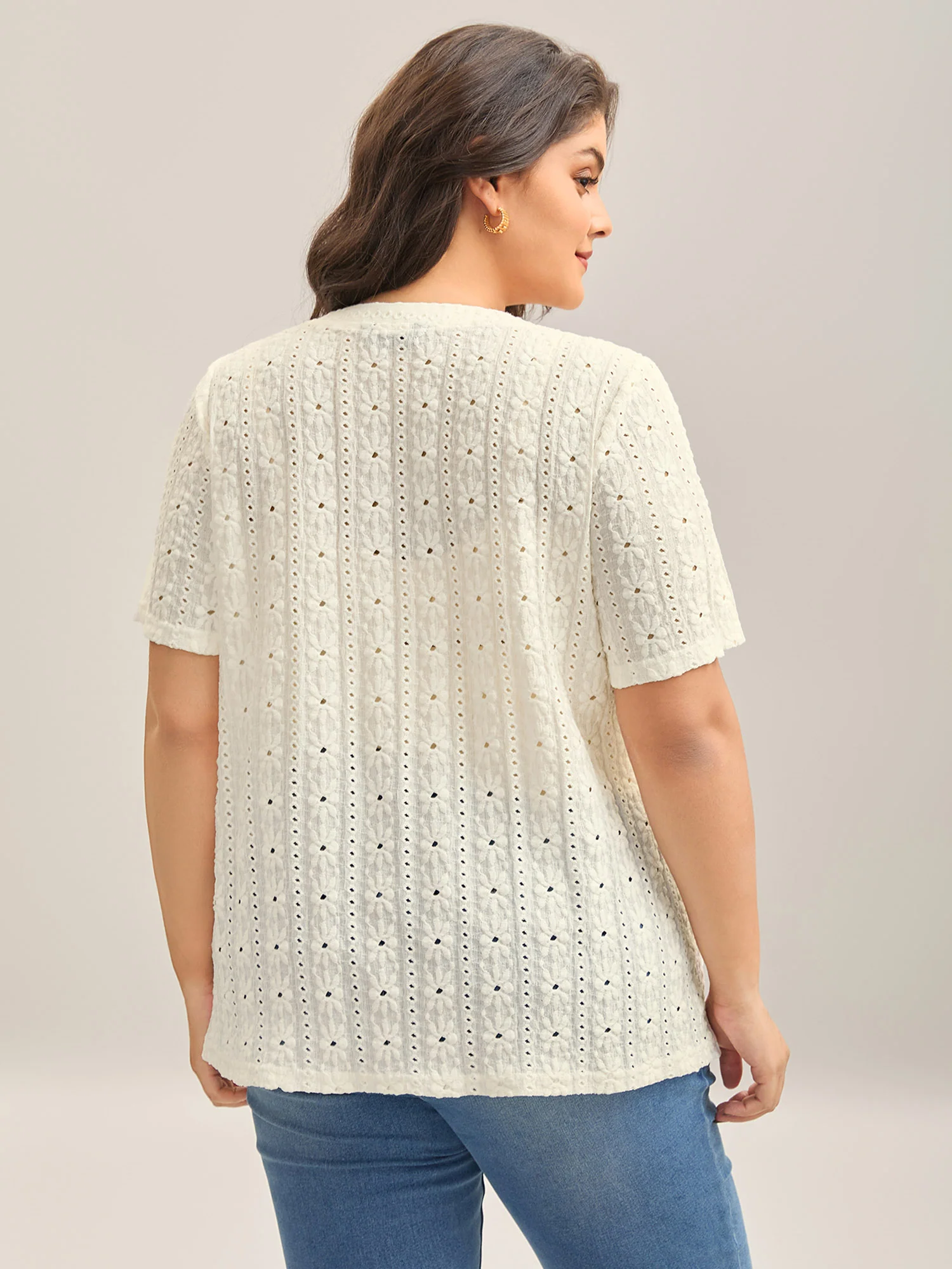 Textured Pleated Split Neck T-Shirt - Image 2