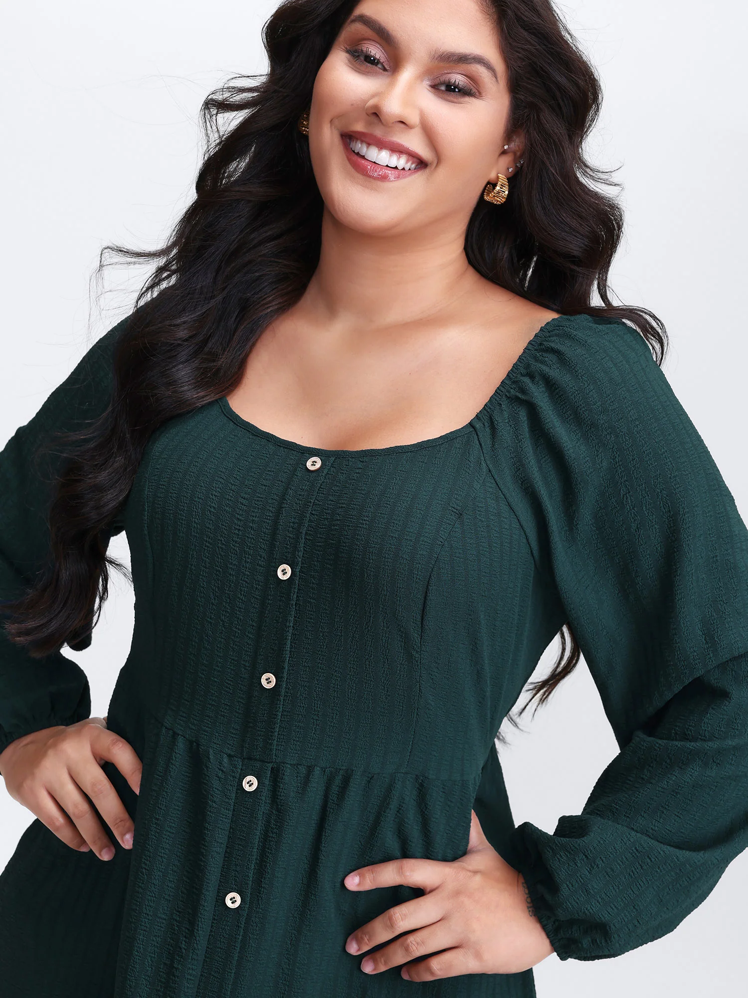 Textured Pockets Button Detail Tiered Maxi Dress - Image 2