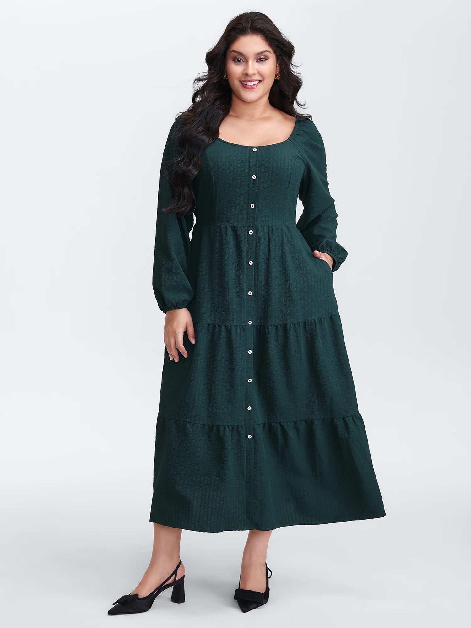Textured Pockets Button Detail Tiered Maxi Dress - Image 3