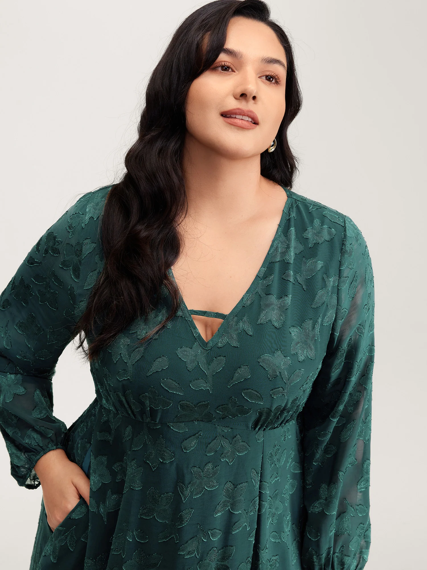 Textured Pockets Lined Midi Dress - Image 2