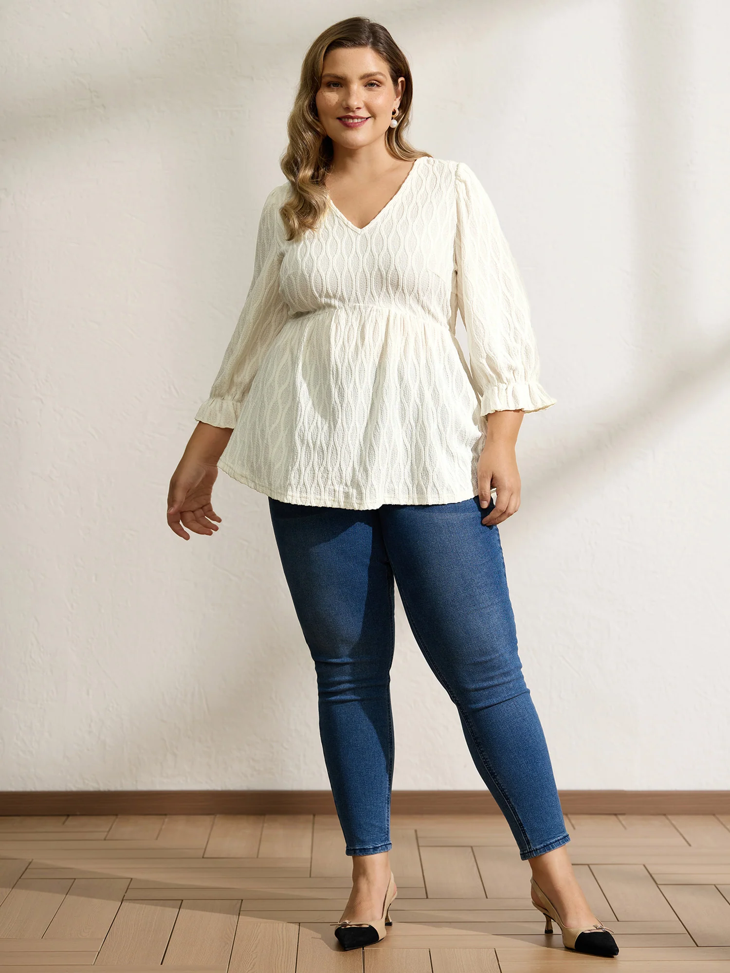 Textured Puffy Sleeve V-Neck Blouse - Image 3