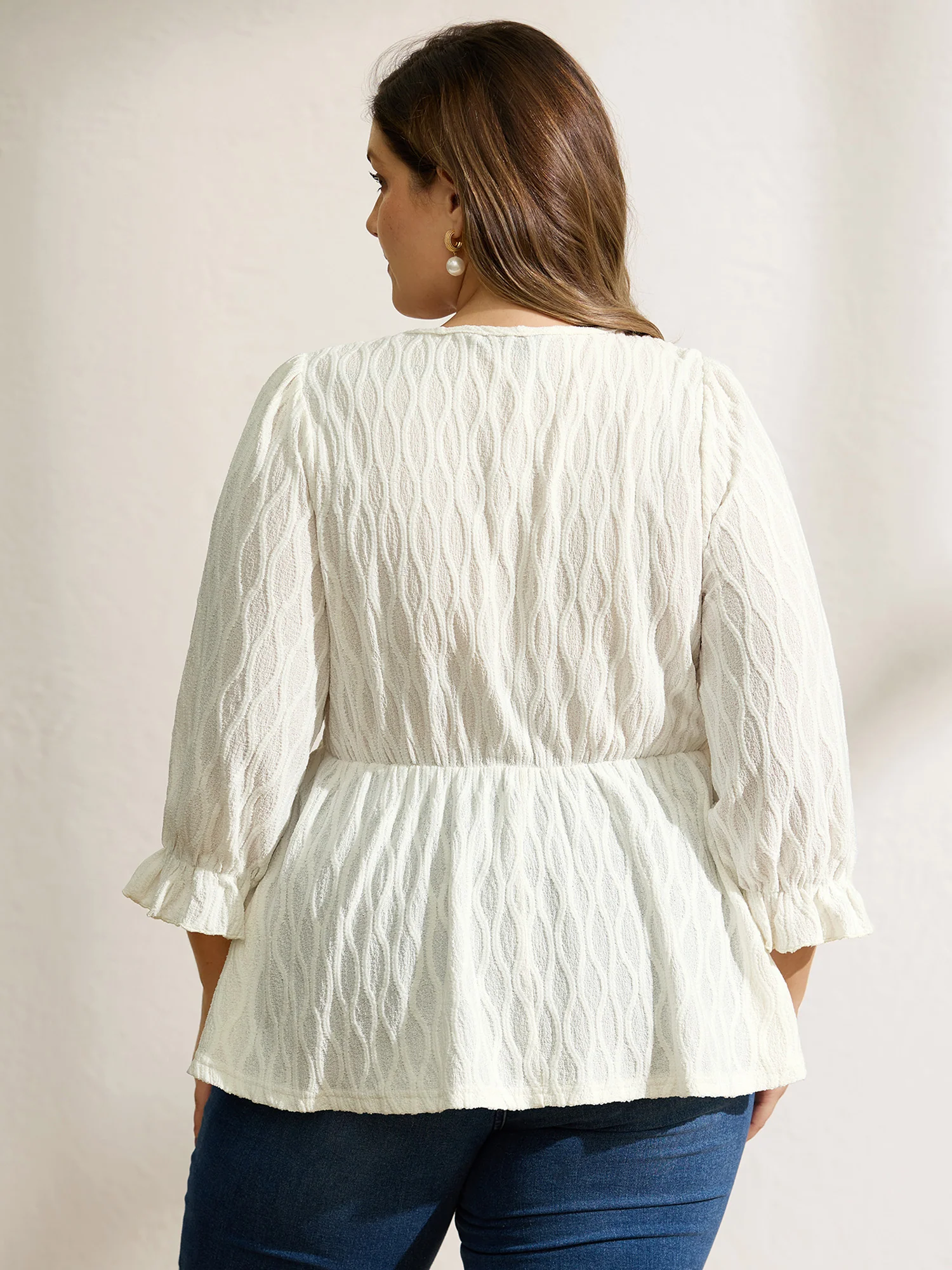 Textured Puffy Sleeve V-Neck Blouse - Image 4