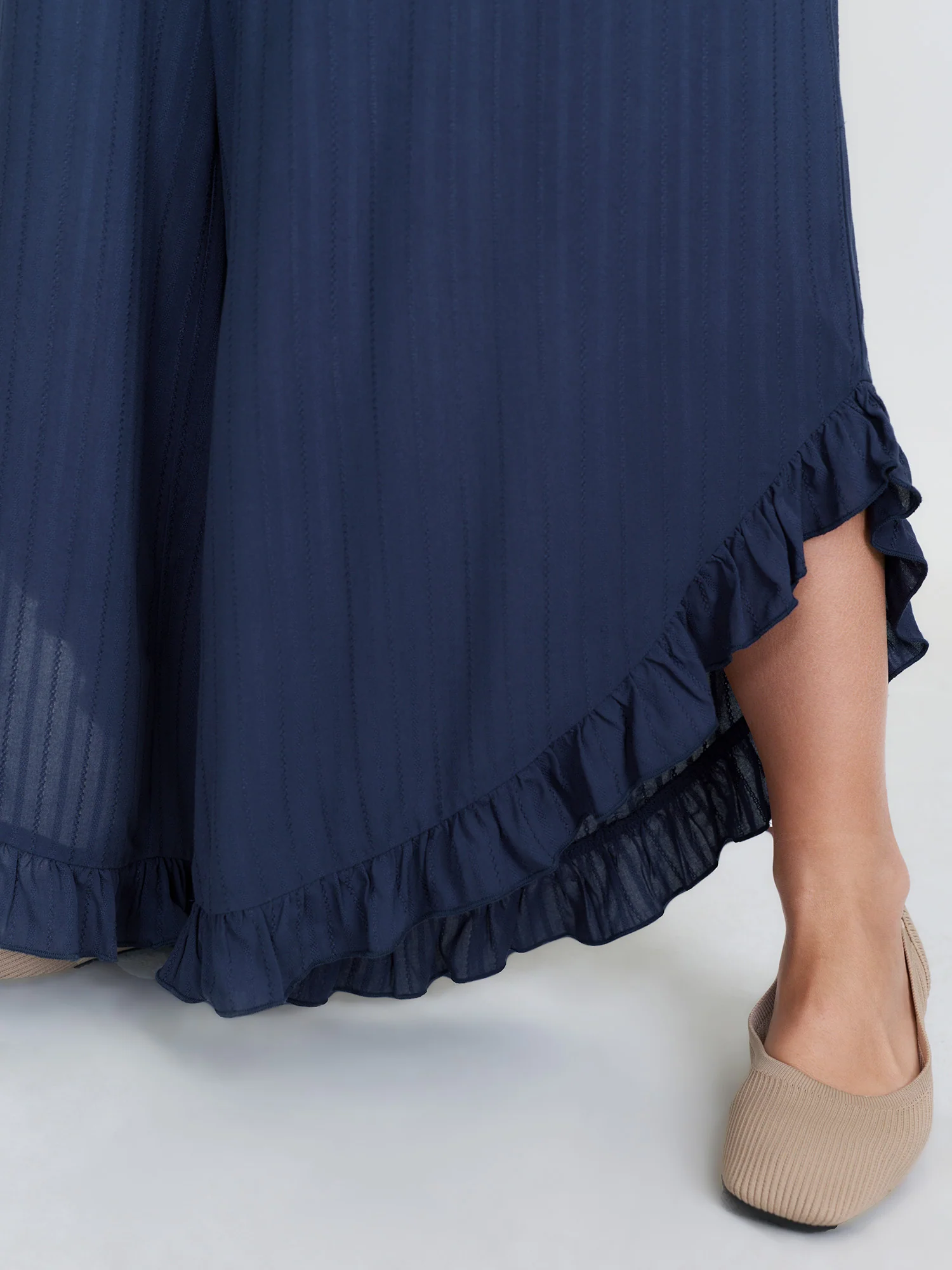 Textured Ruffled Backless Tie Jumpsuit - Image 5