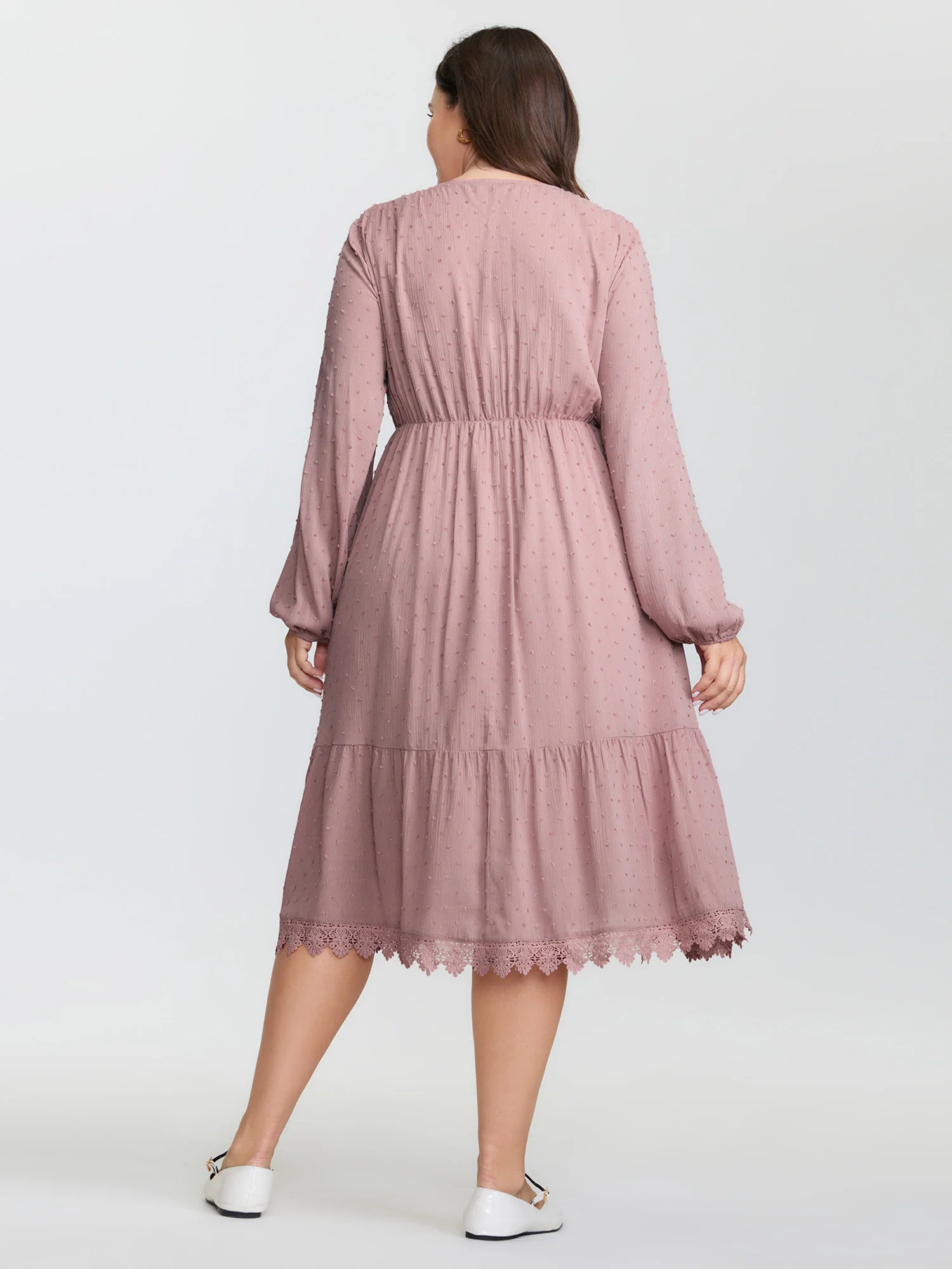 Textured Scalloped Neckline Tiered Midi Dress - Image 6