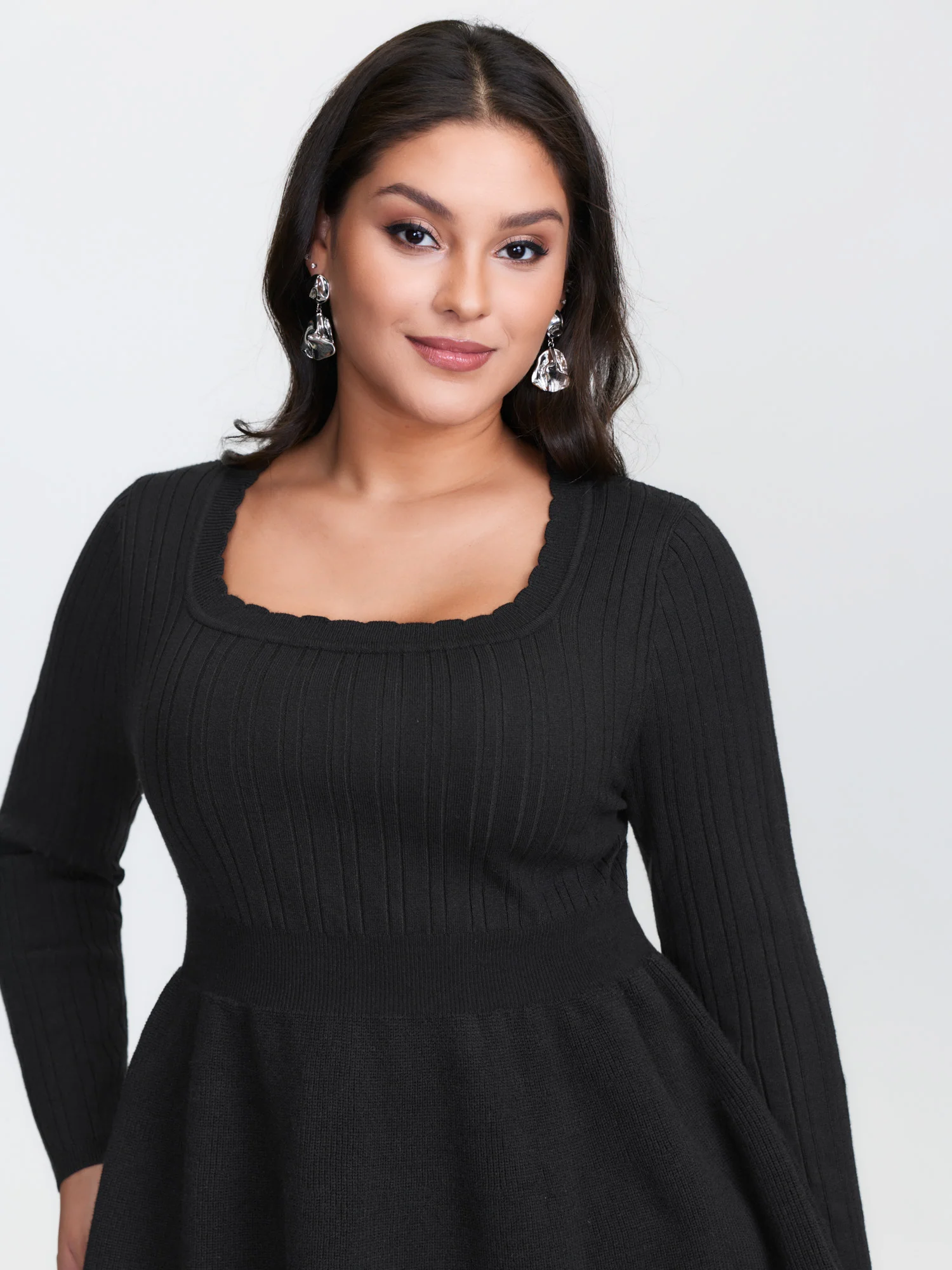 Textured Scoop Neck Cinched-Waist Pullover - Image 2