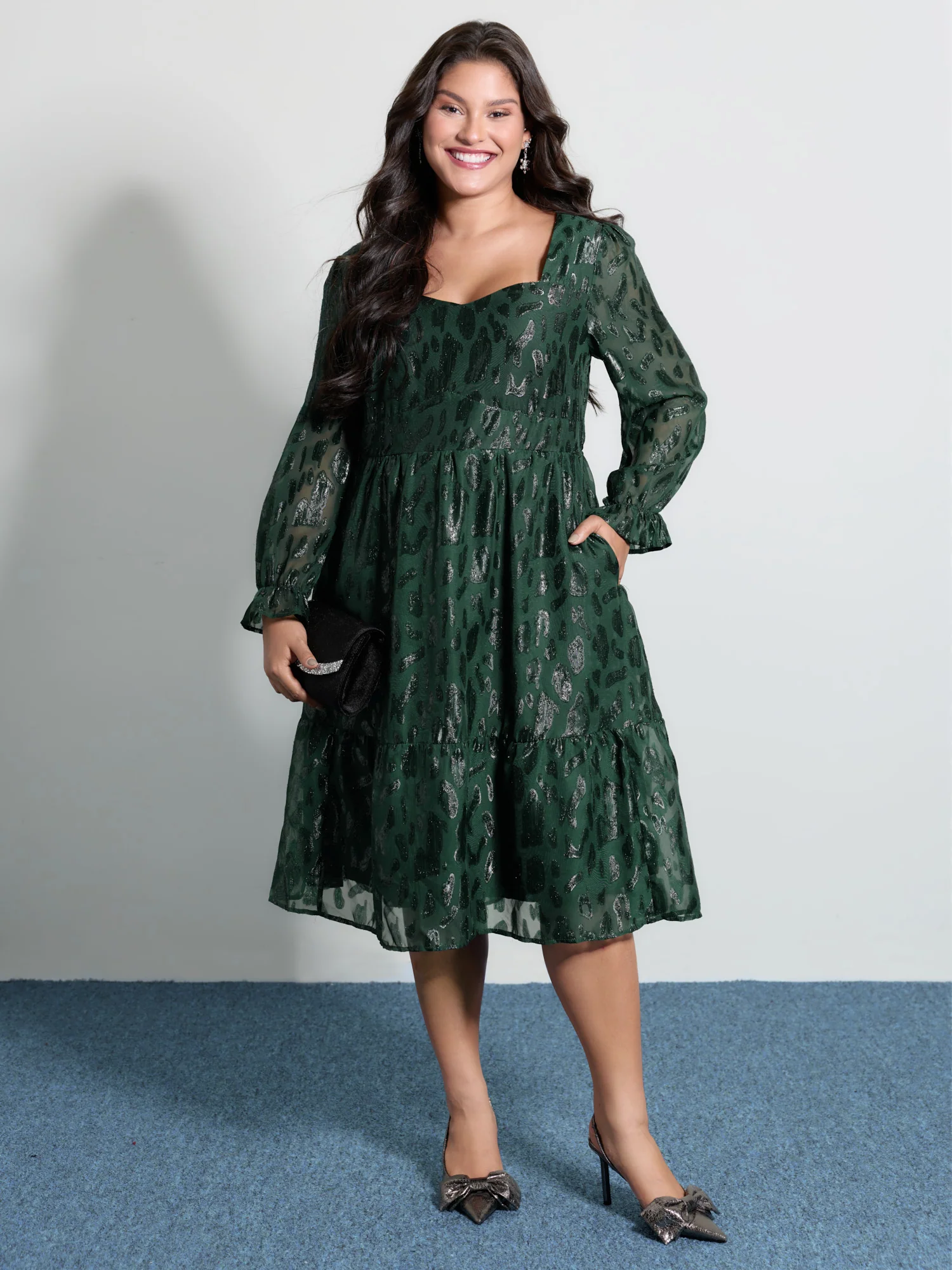Textured Shirred Backless Tie Midi Dress - Image 3