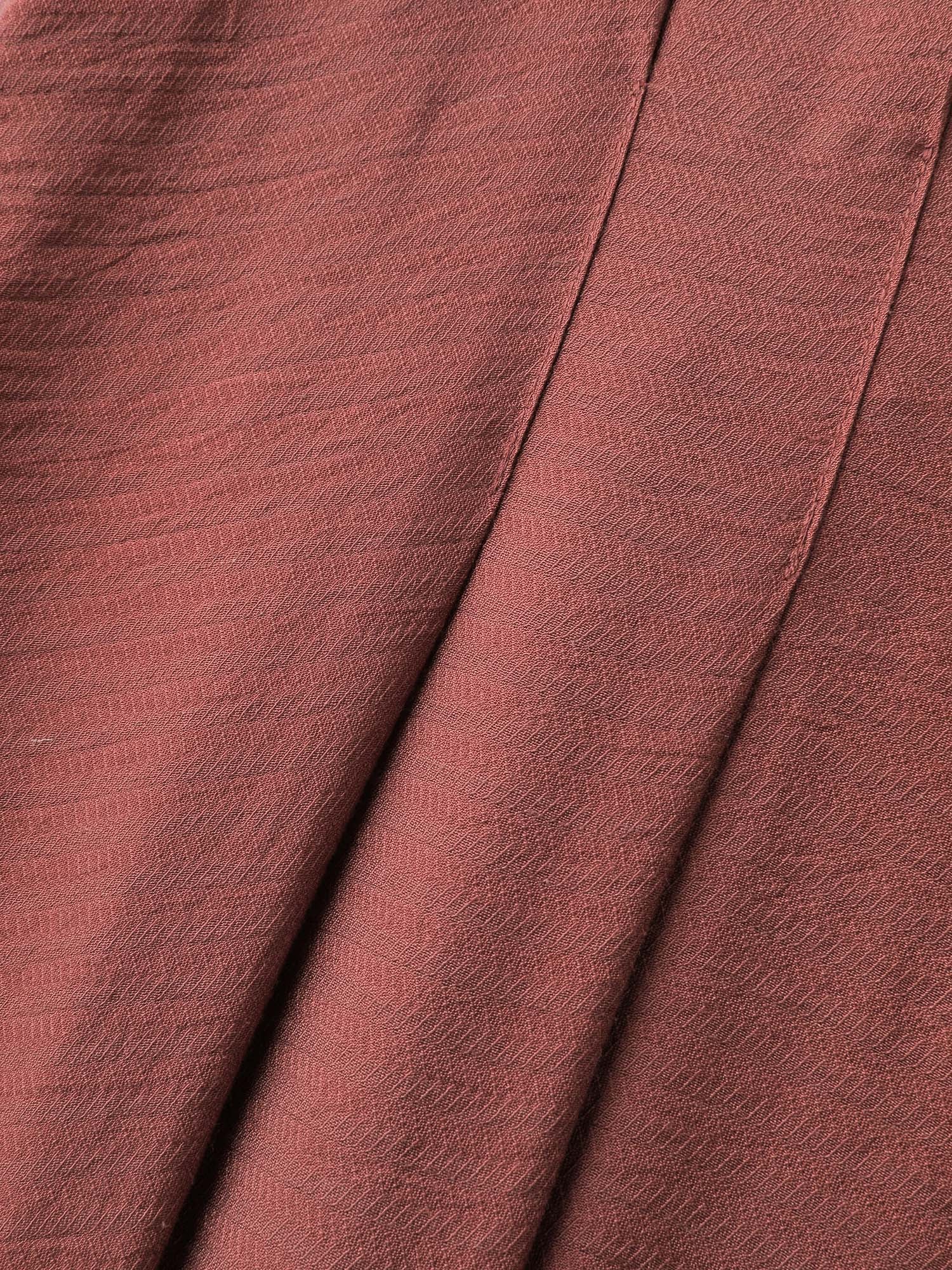 Textured Shirred Cinched-Waist Maxi Dress - Image 5