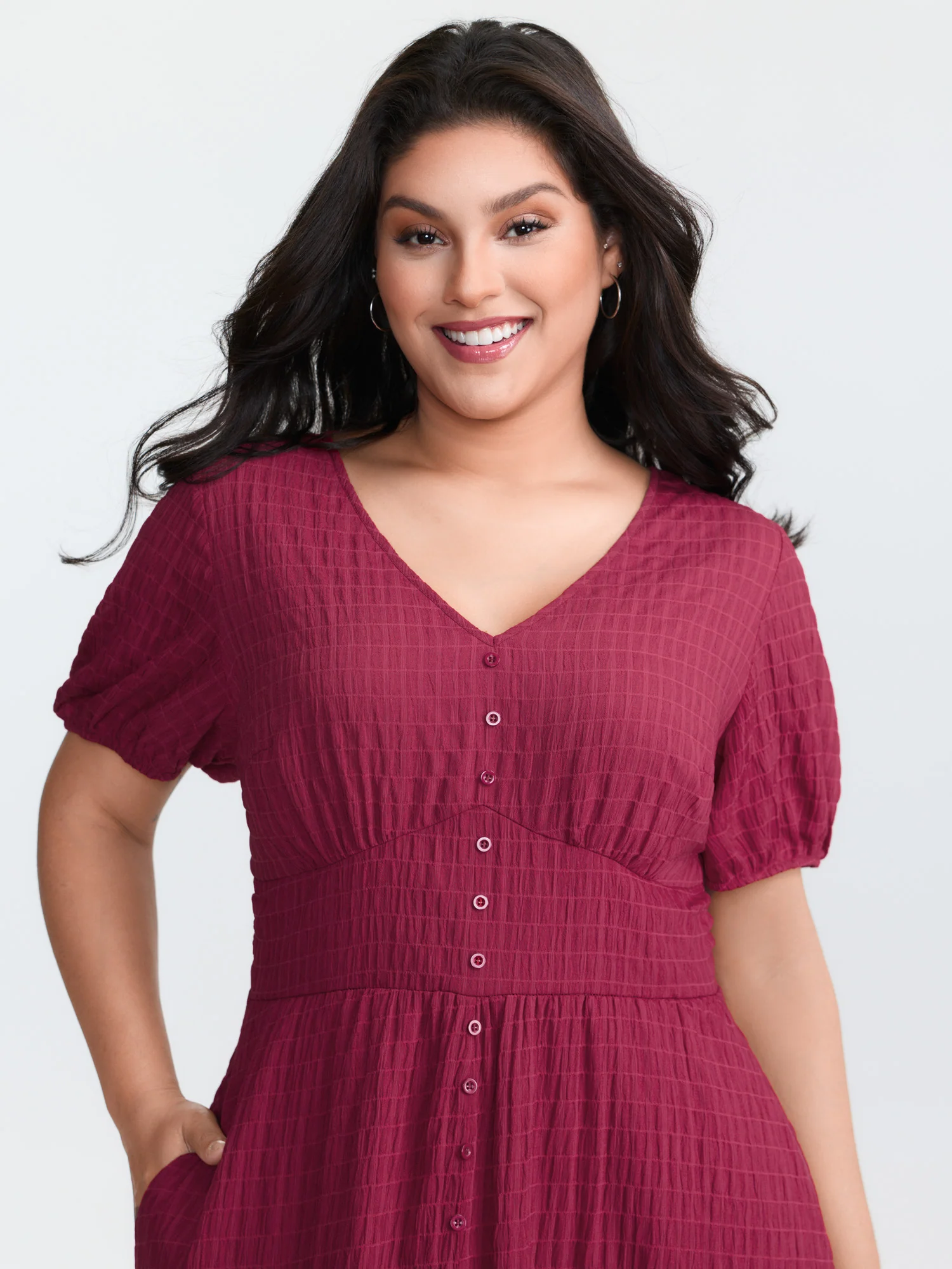 Textured Shirred Cinched-Waist Midi Dress - Image 2