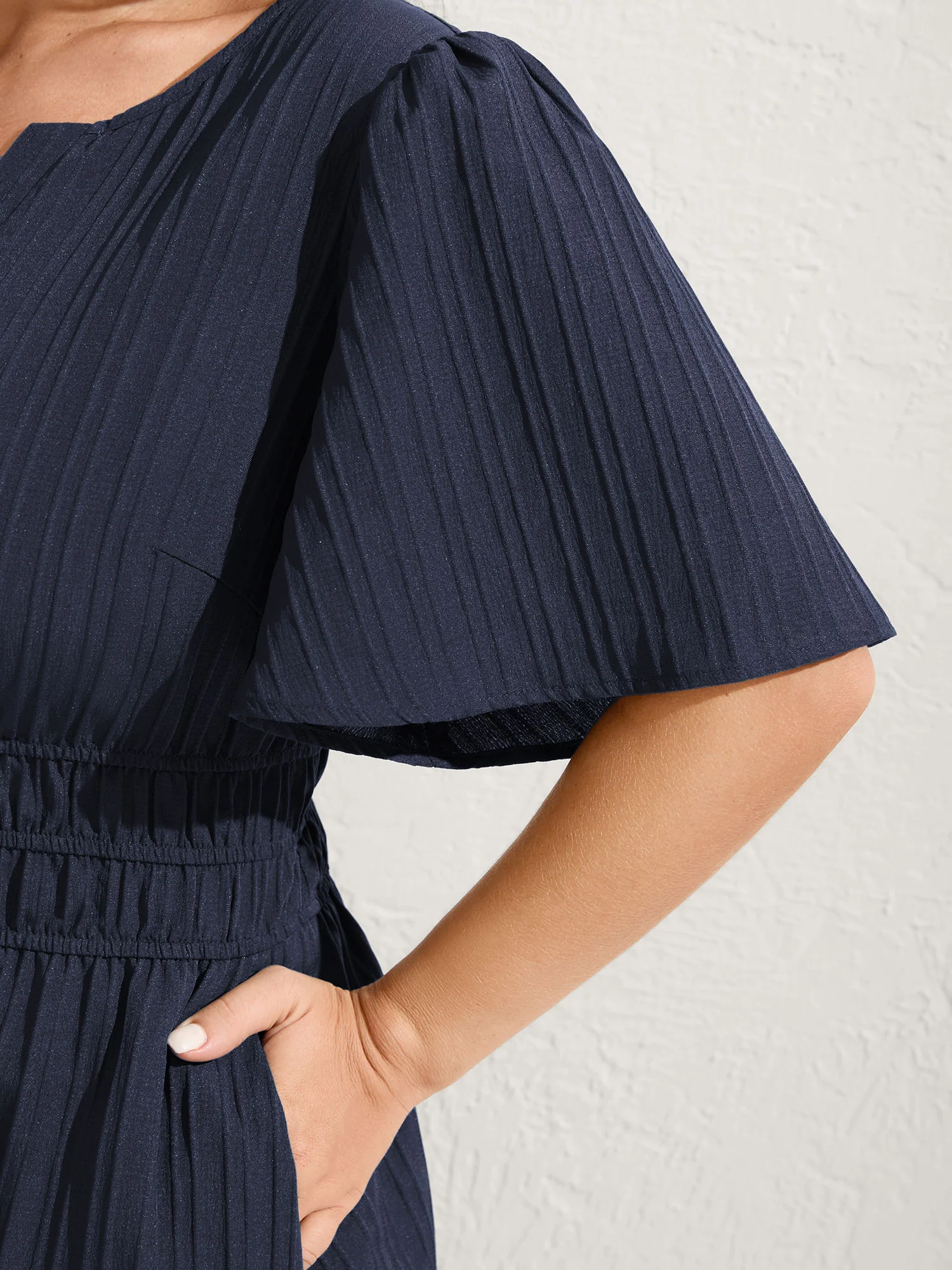 Textured Shirred Cinched Waist Maxi Dress - Image 10