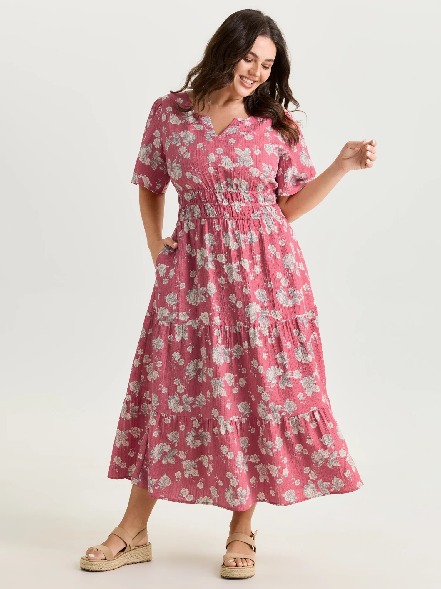 Textured Shirred Cinched Waist Maxi Dress - Image 20