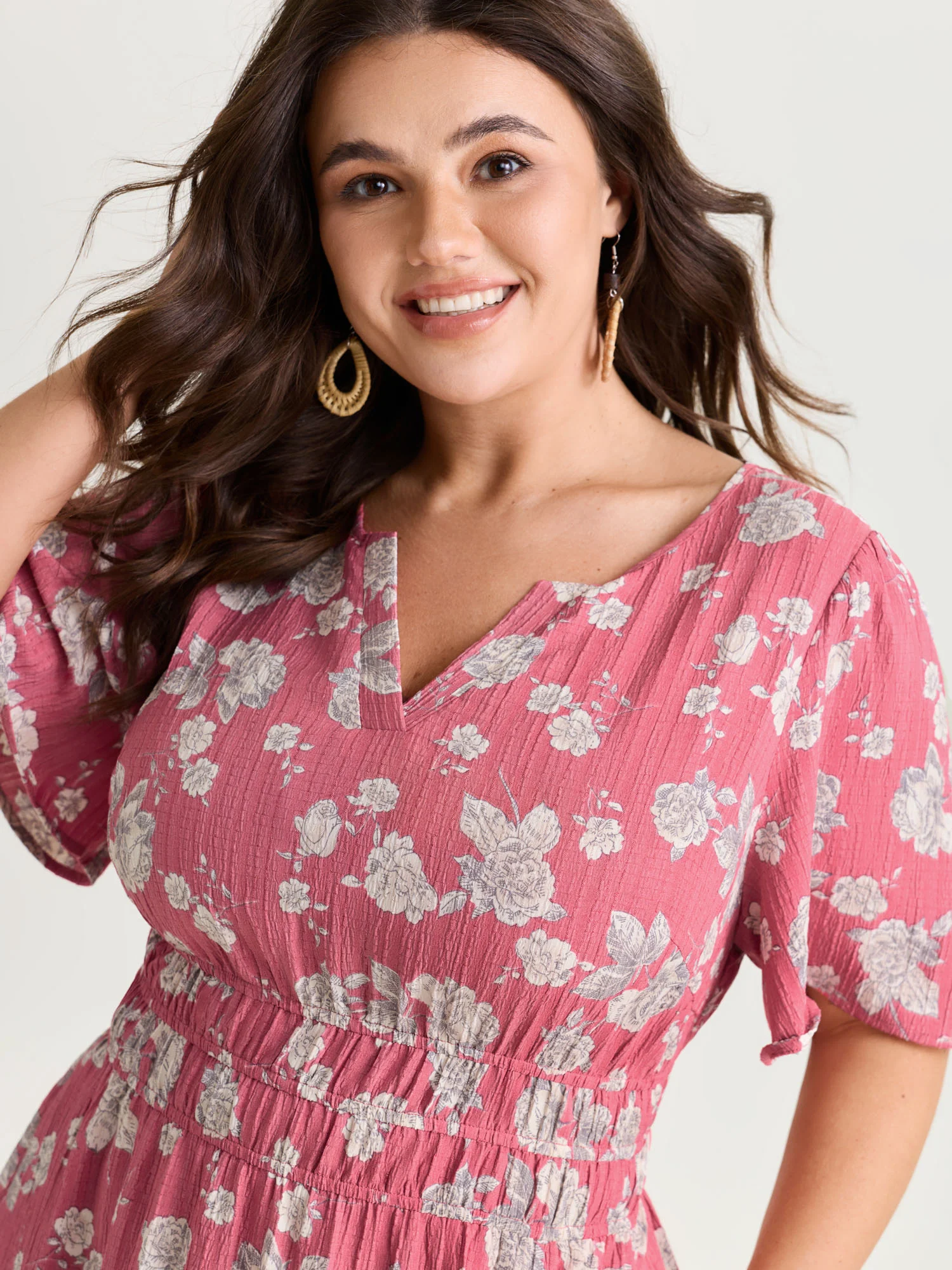 Textured Shirred Cinched Waist Maxi Dress - Image 21