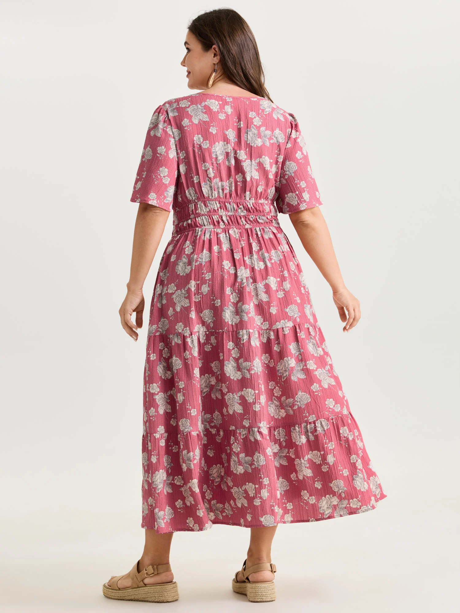 Textured Shirred Cinched Waist Maxi Dress - Image 22