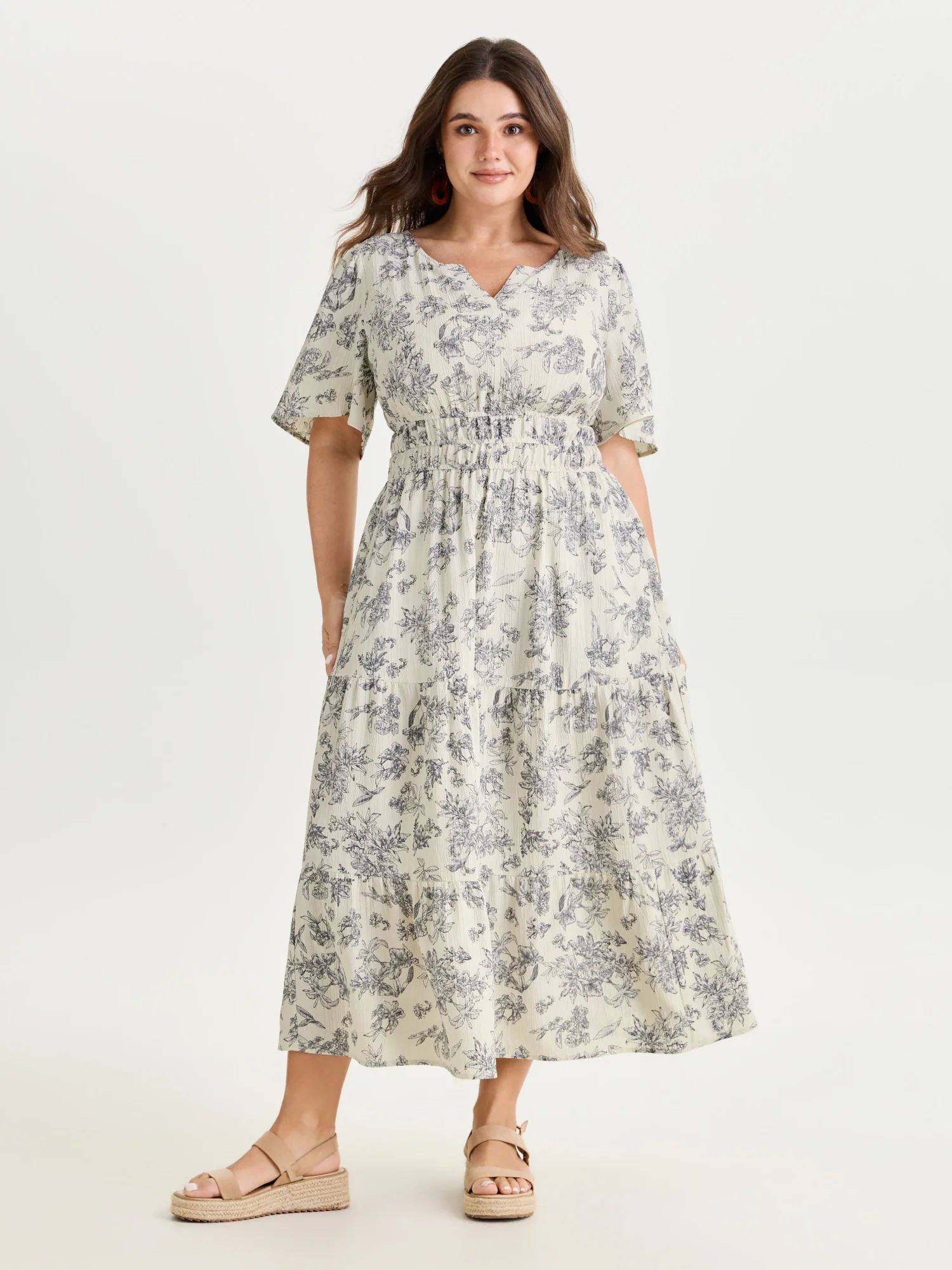 Textured Shirred Cinched Waist Maxi Dress - Image 31