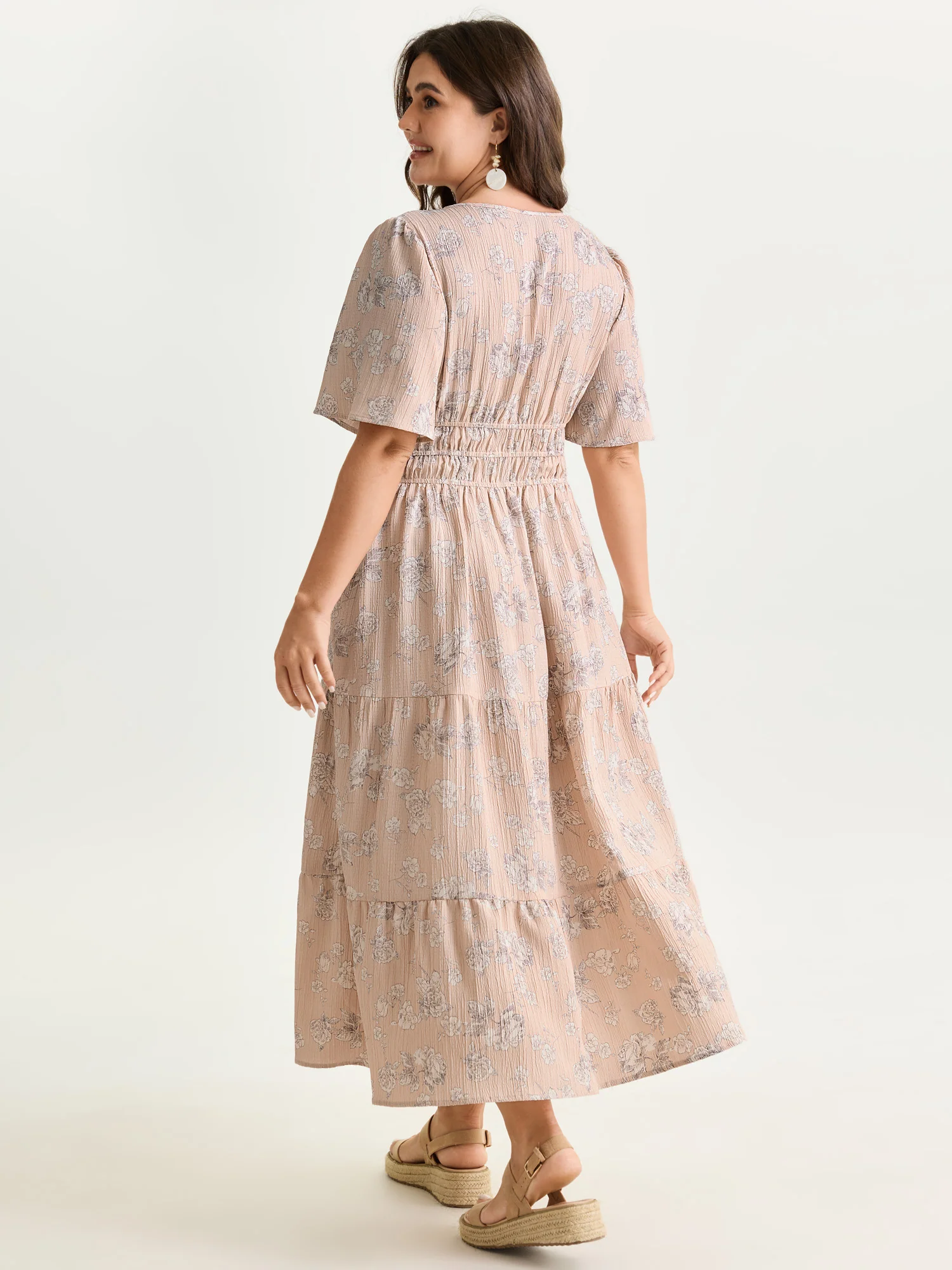 Textured Shirred Cinched Waist Maxi Dress - Image 38