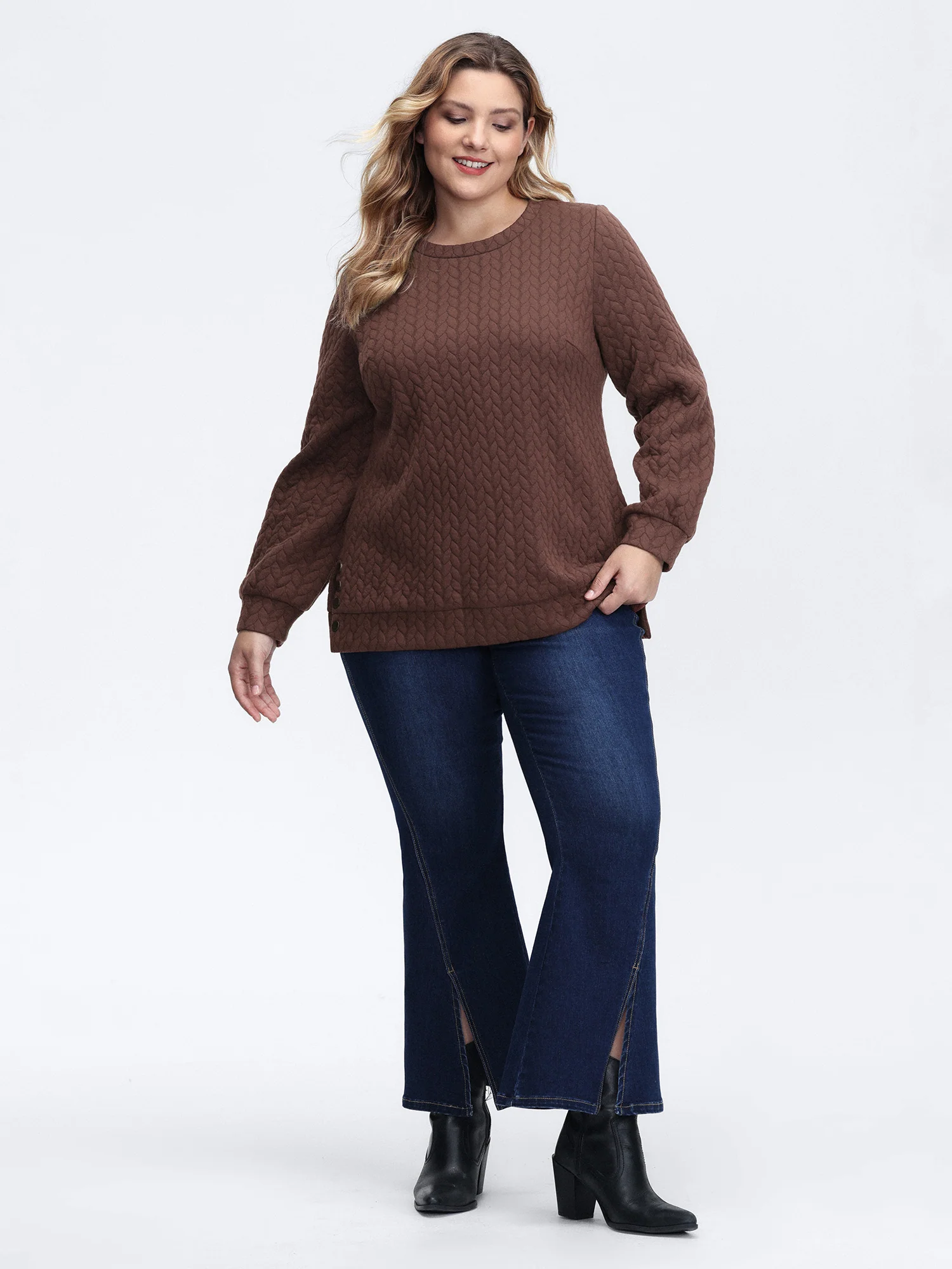 Textured Side Slit Round Neck Sweatshirt - Image 3