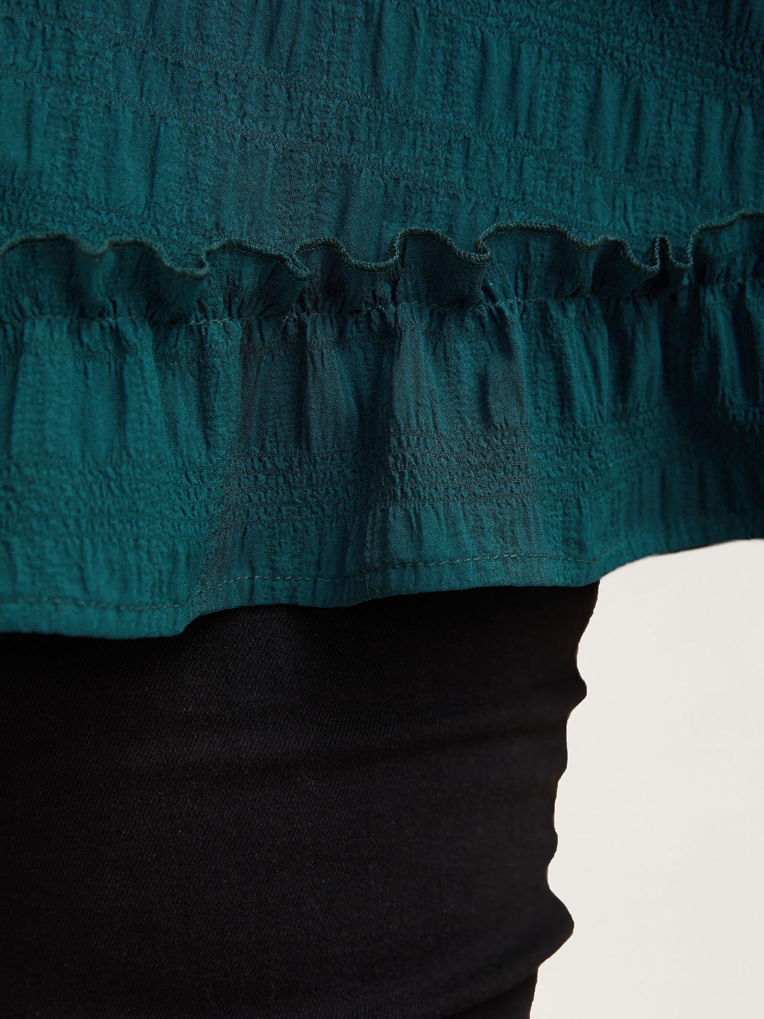 Textured Spliced Ruffle Edge Top - Image 4