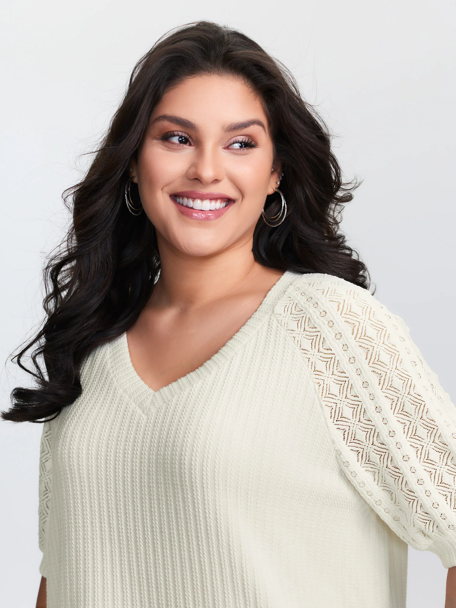 Textured Spliced V-Neck T-Shirt - Image 2