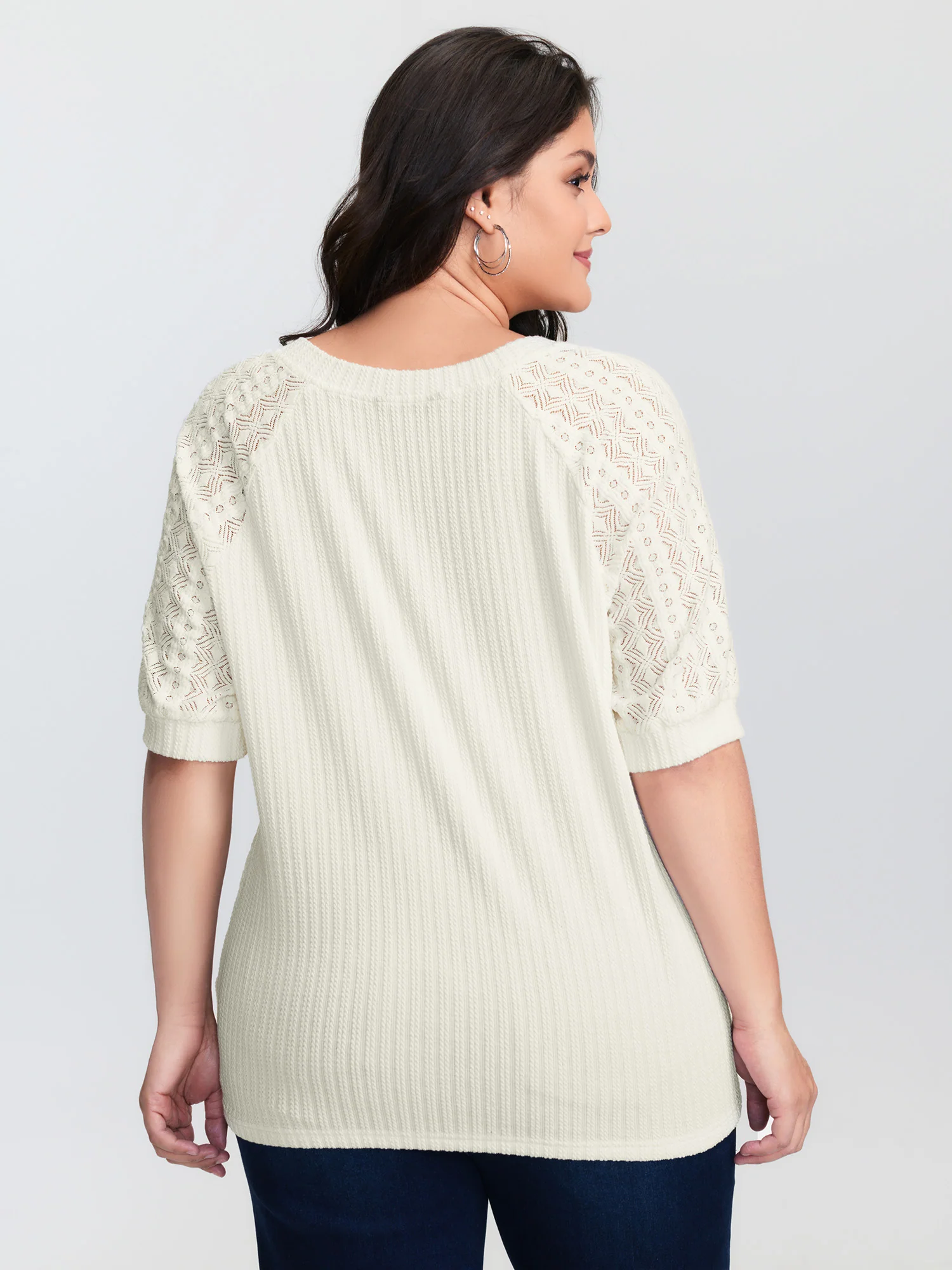 Textured Spliced V-Neck T-Shirt - Image 4