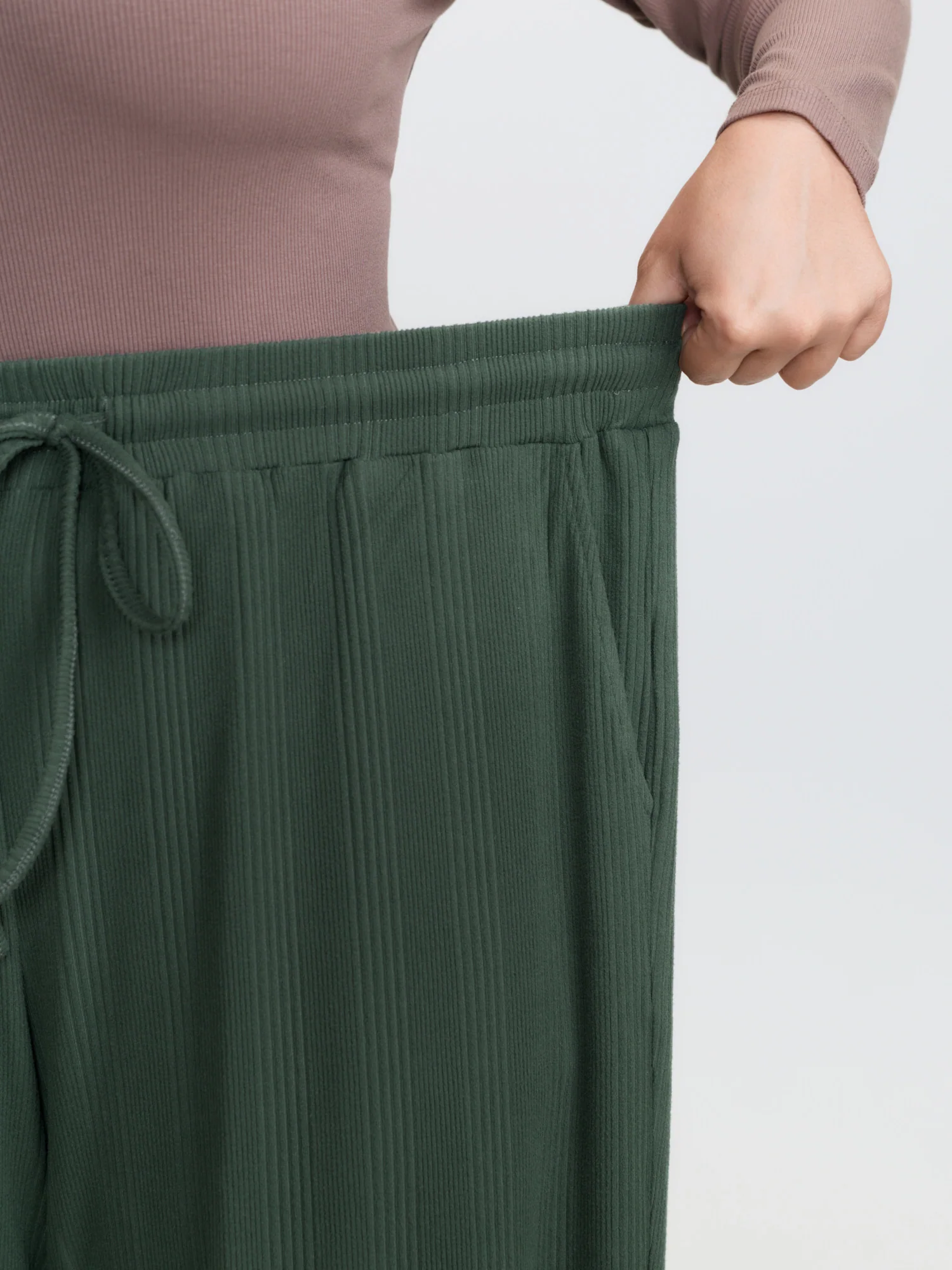 Textured Stretchy Drawstring Waist Lounge Bottoms - Image 4