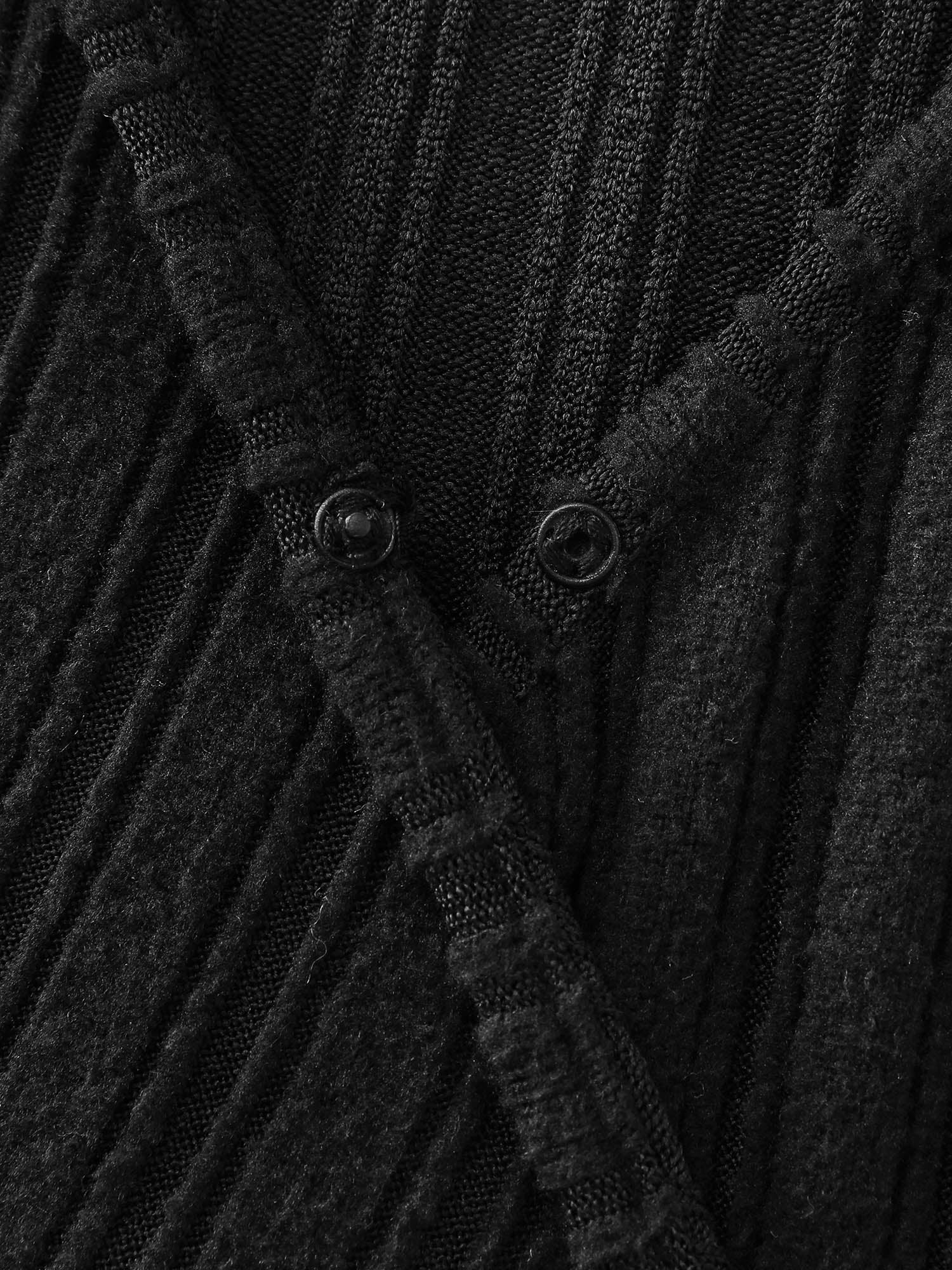 Textured Stretchy-Fit Buttons T-Shirt - Image 7