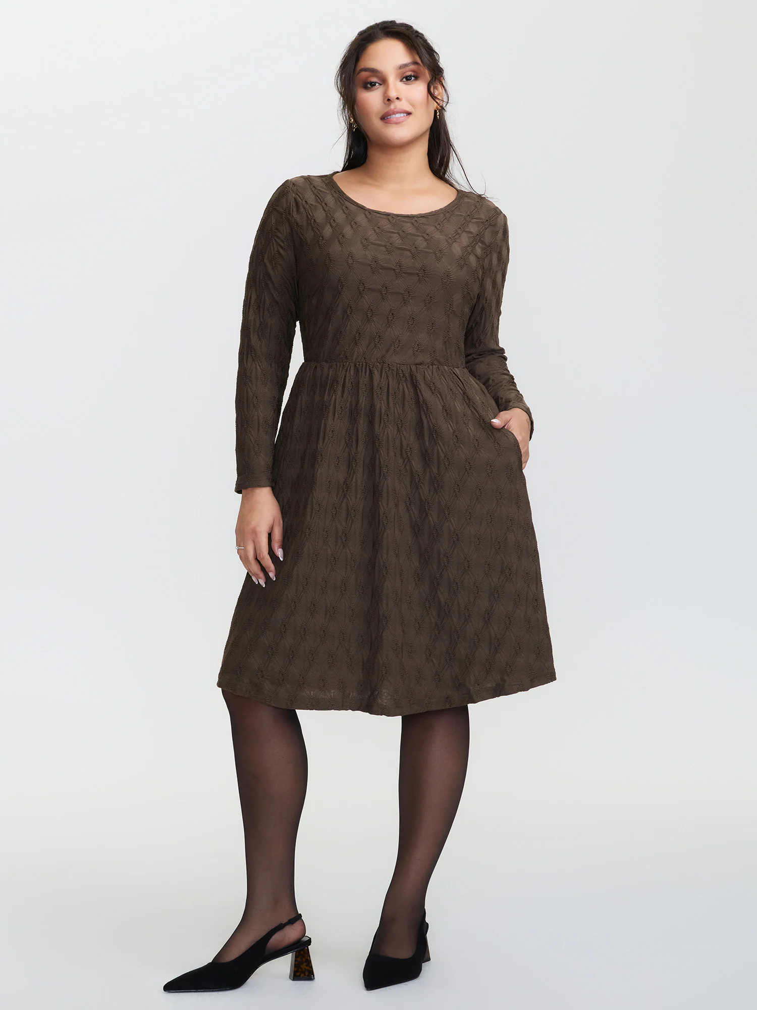 Textured Stretchy Pockets Midi Knit Dress - Image 3