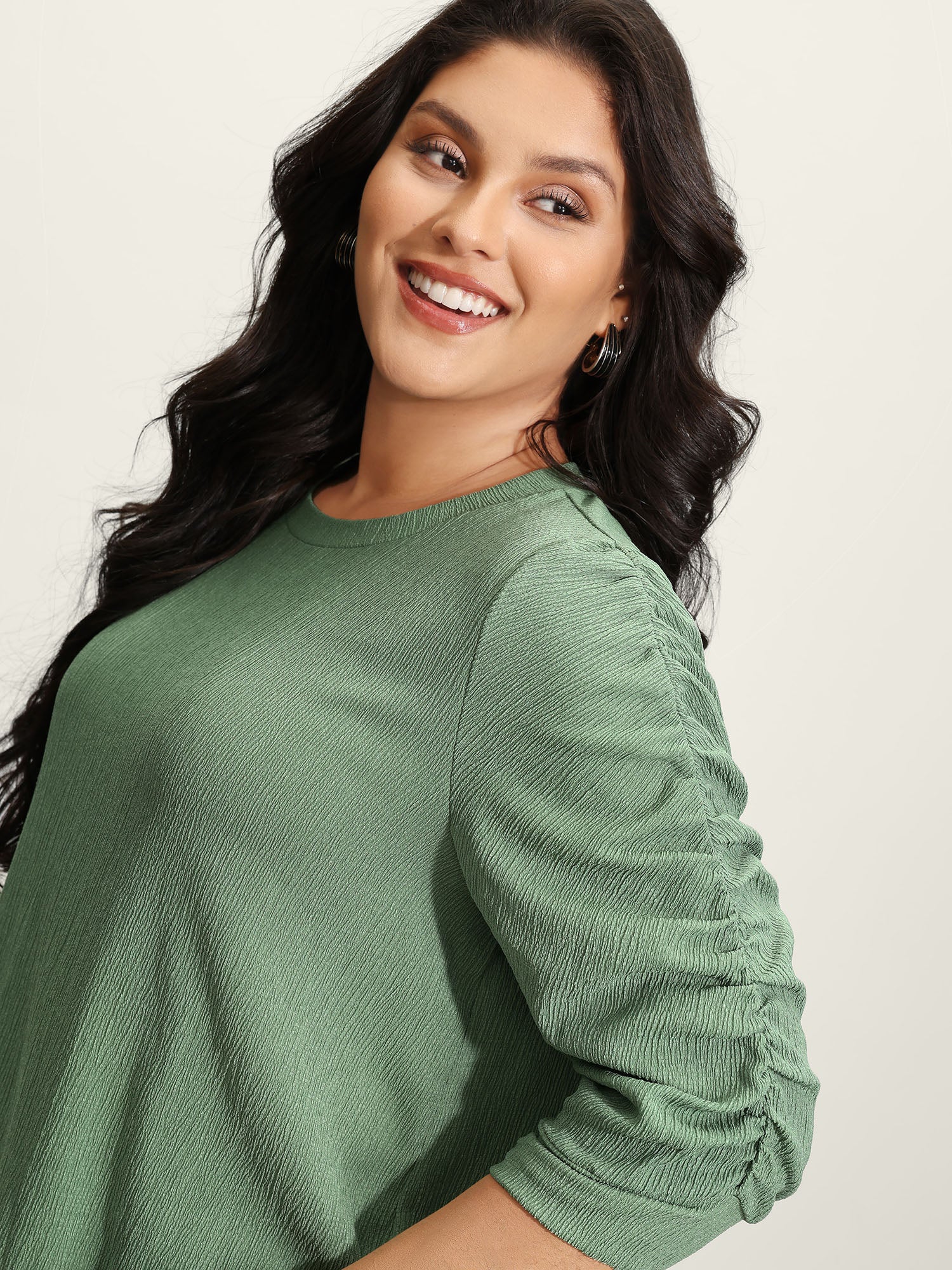Textured Stretchy Three-Quarter Sleeve T-Shirt - Image 2
