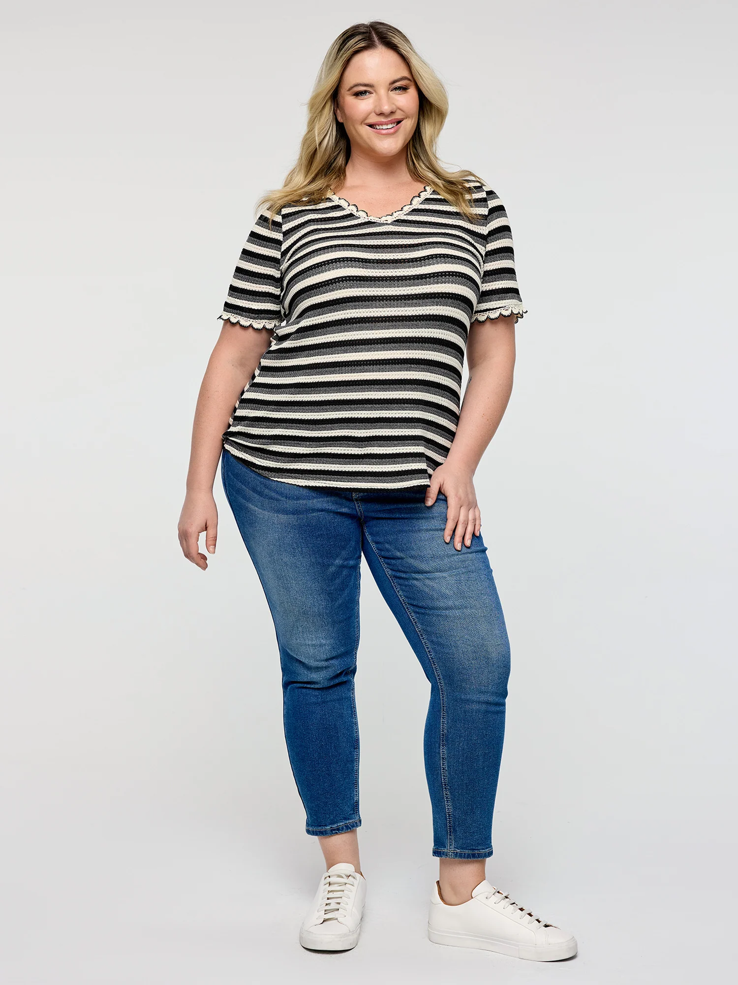 Textured Stripe Print Stretchy T-Shirt - Image 3