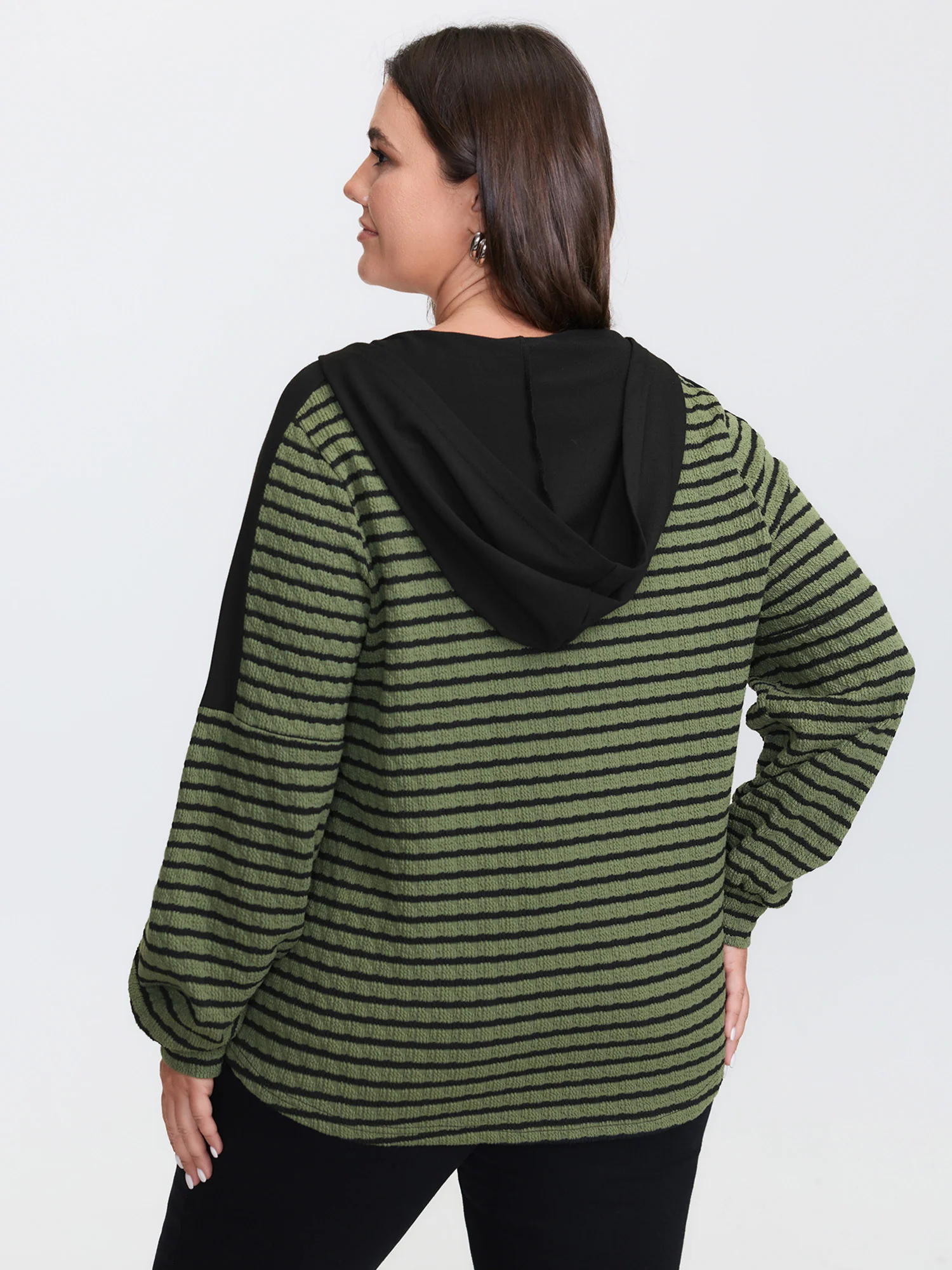 Textured Striped Stretchy Color Contrast T-Shirt - Image 4