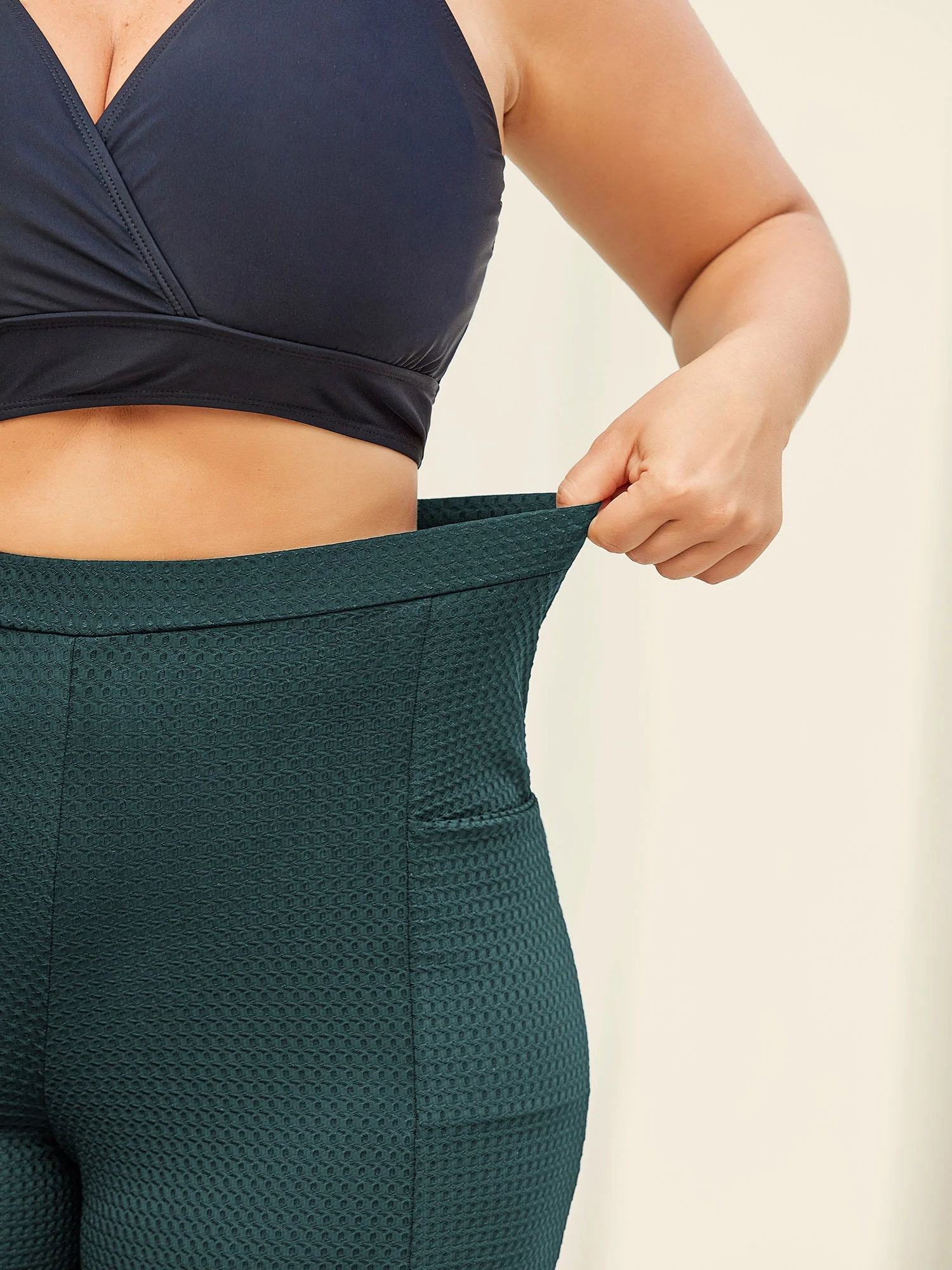Textured Tight-Fit Pockets Swim Shorts - Image 8