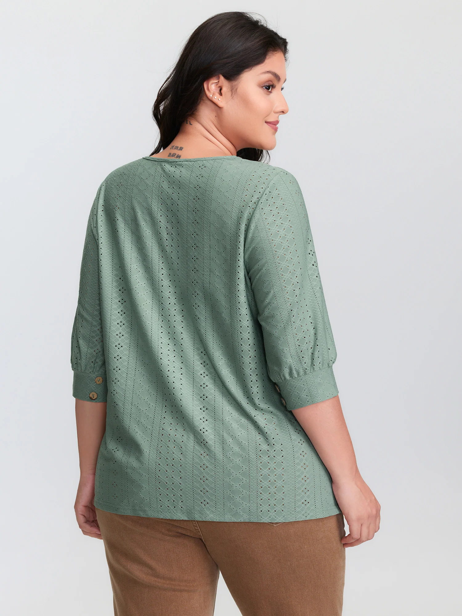 Textured V-Neck Eyelet Loose Fit T-Shirt - Image 4