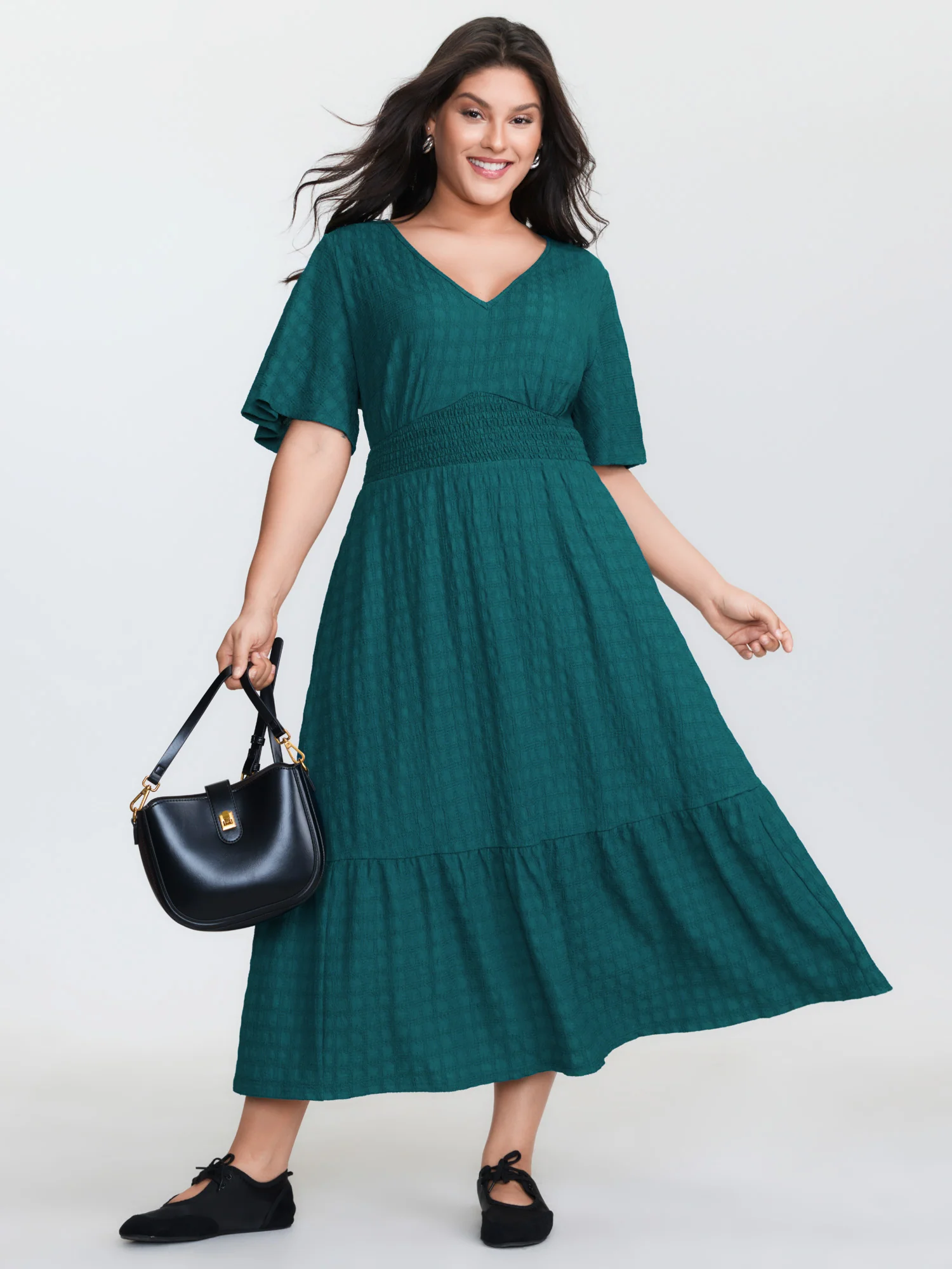 Textured V-Neck Shirred Waist Midi Dress - Image 3