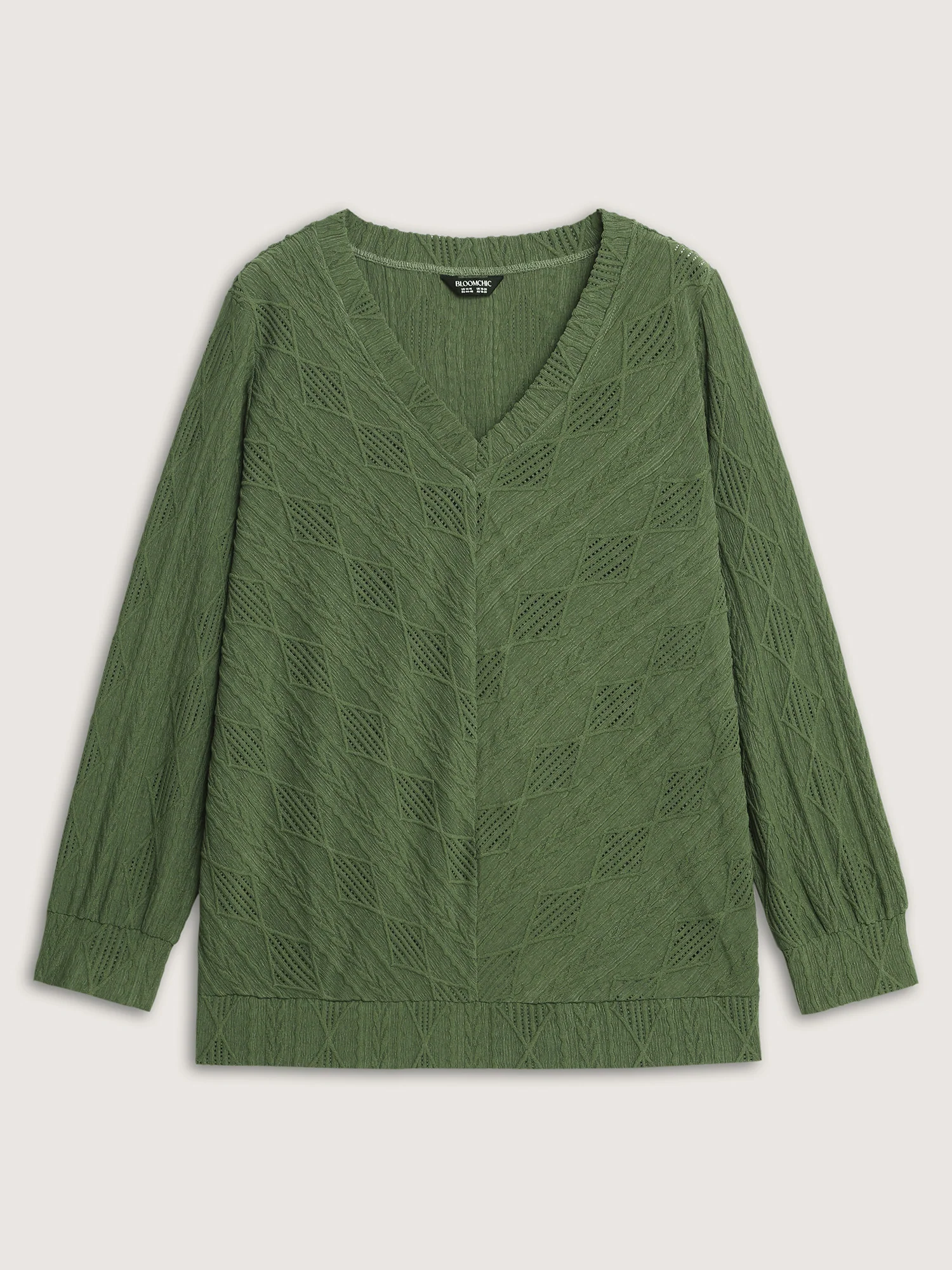 Textured V-Neck Stretchy Hem T-Shirt - Image 9