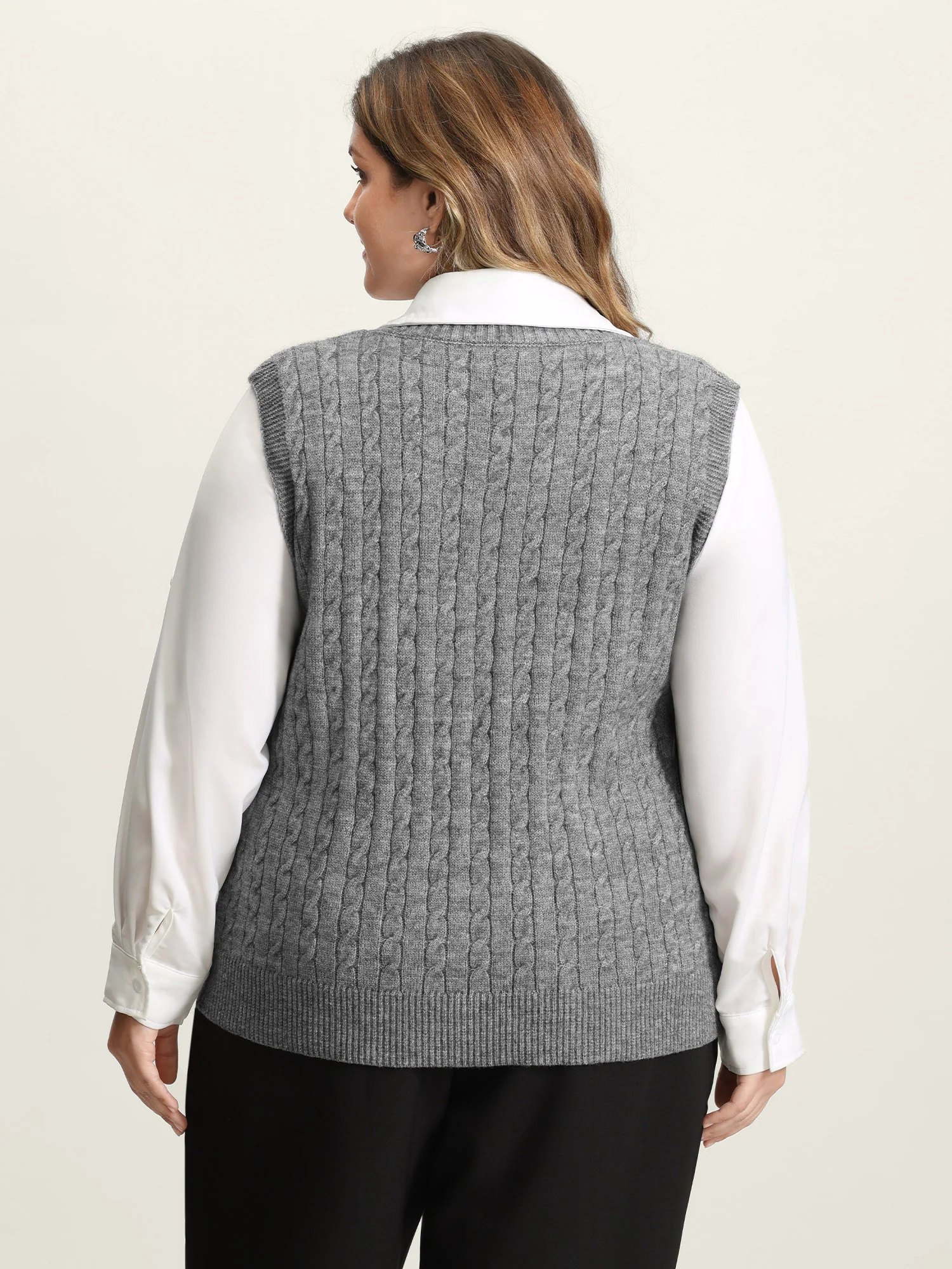 Textured V-Neck Sweater Vest - Image 4