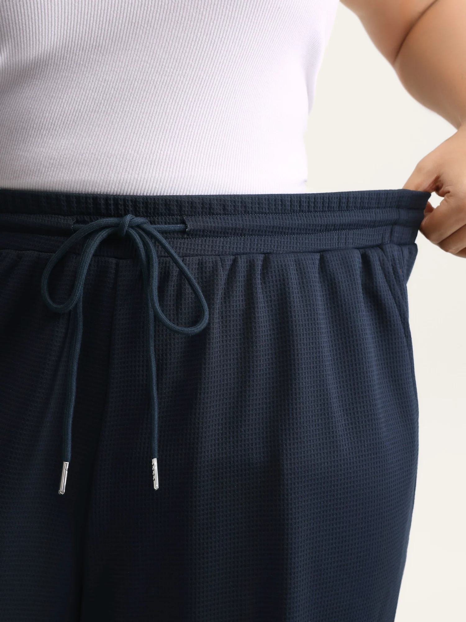 Textured Waist Drawstring Jogger Pants - Image 4